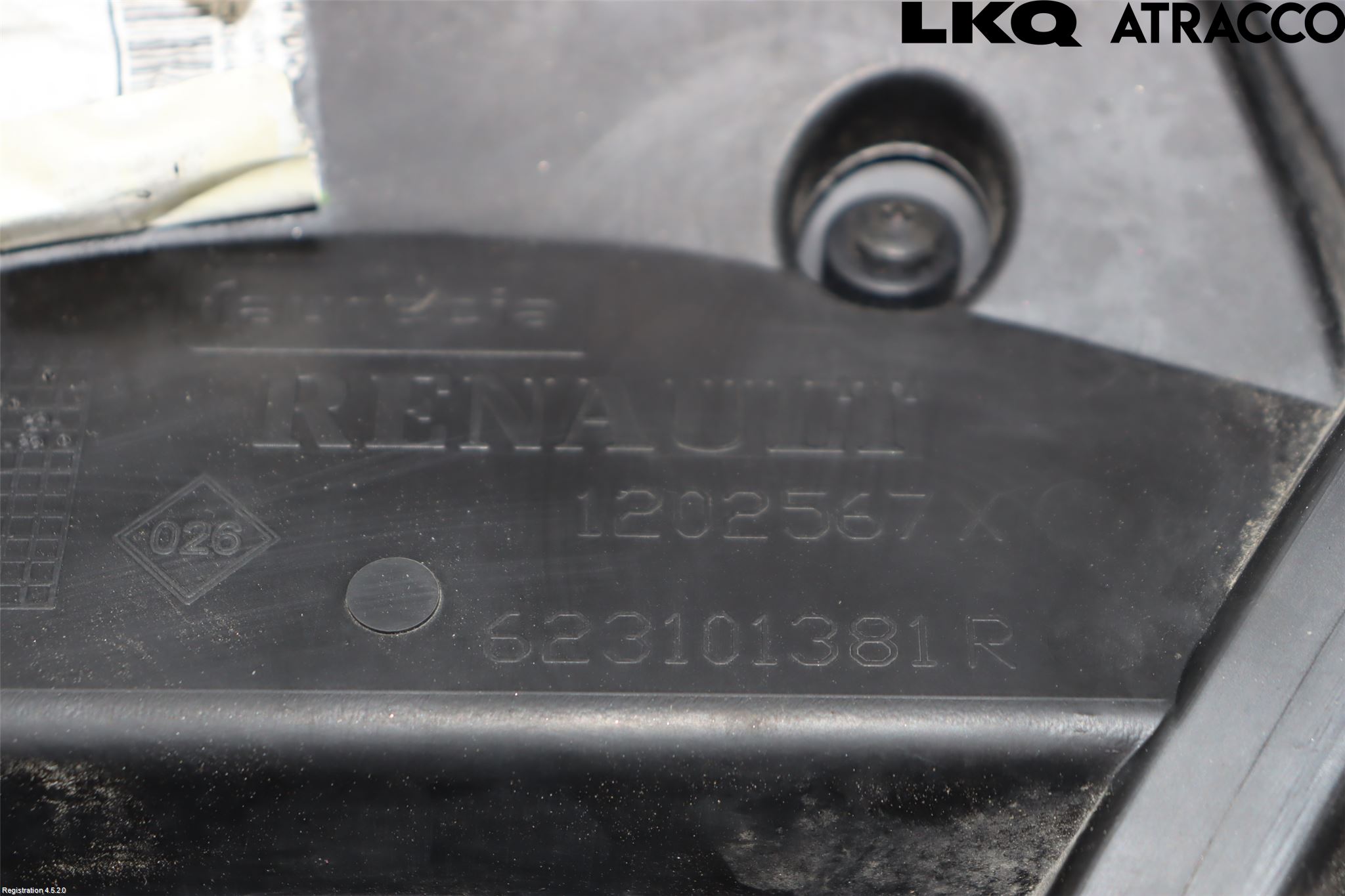 Renault KANGOO II 15-21 Grill Komplett