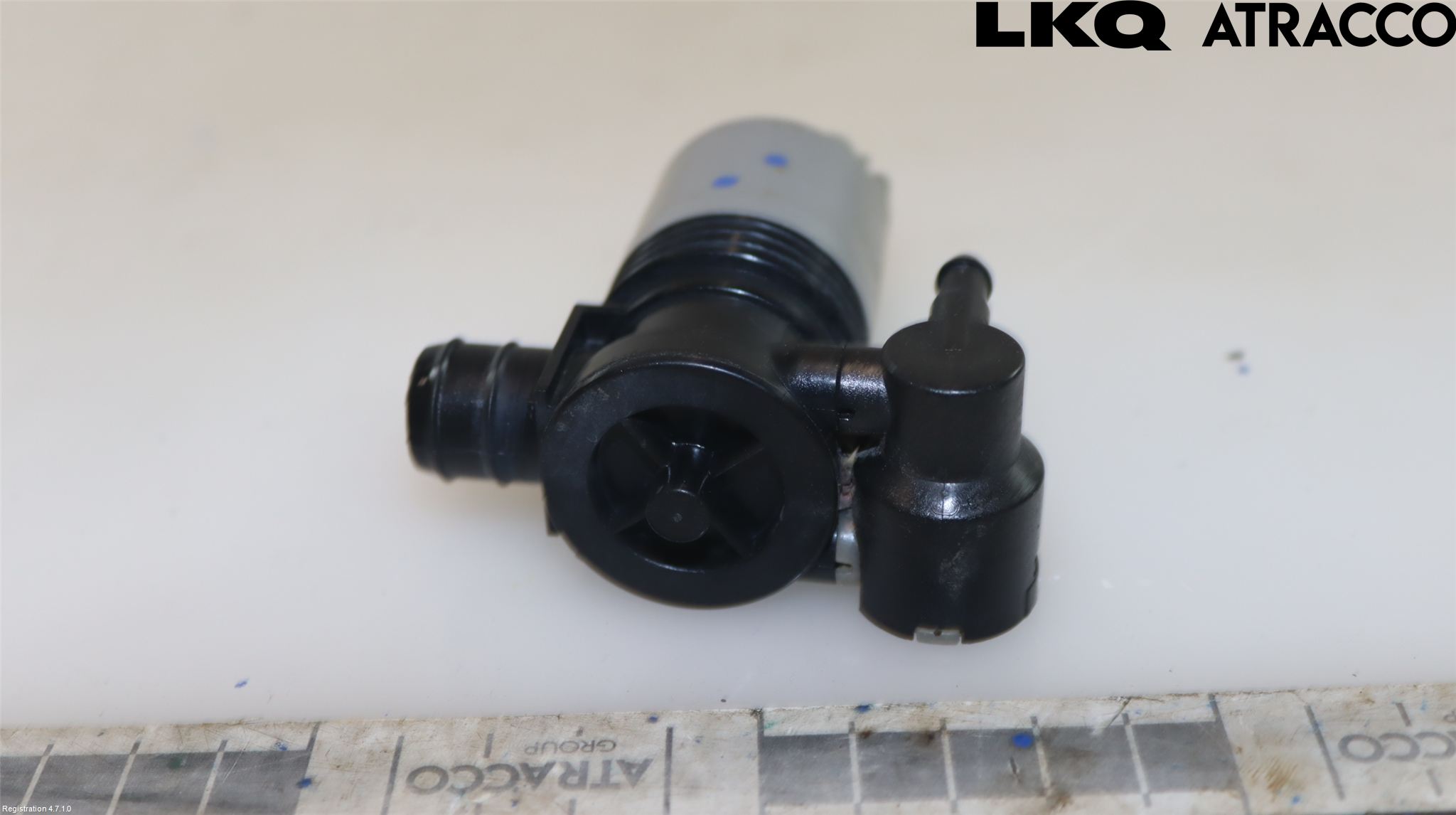 Toyota AURIS 13-19 Spylerpumpe Frontrute