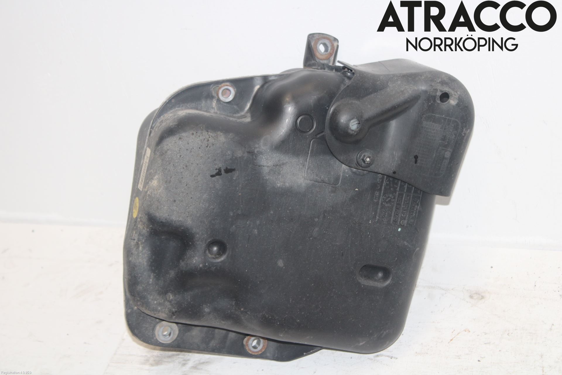 Audi A4 ALLROAD 09-16 Adblue Tank