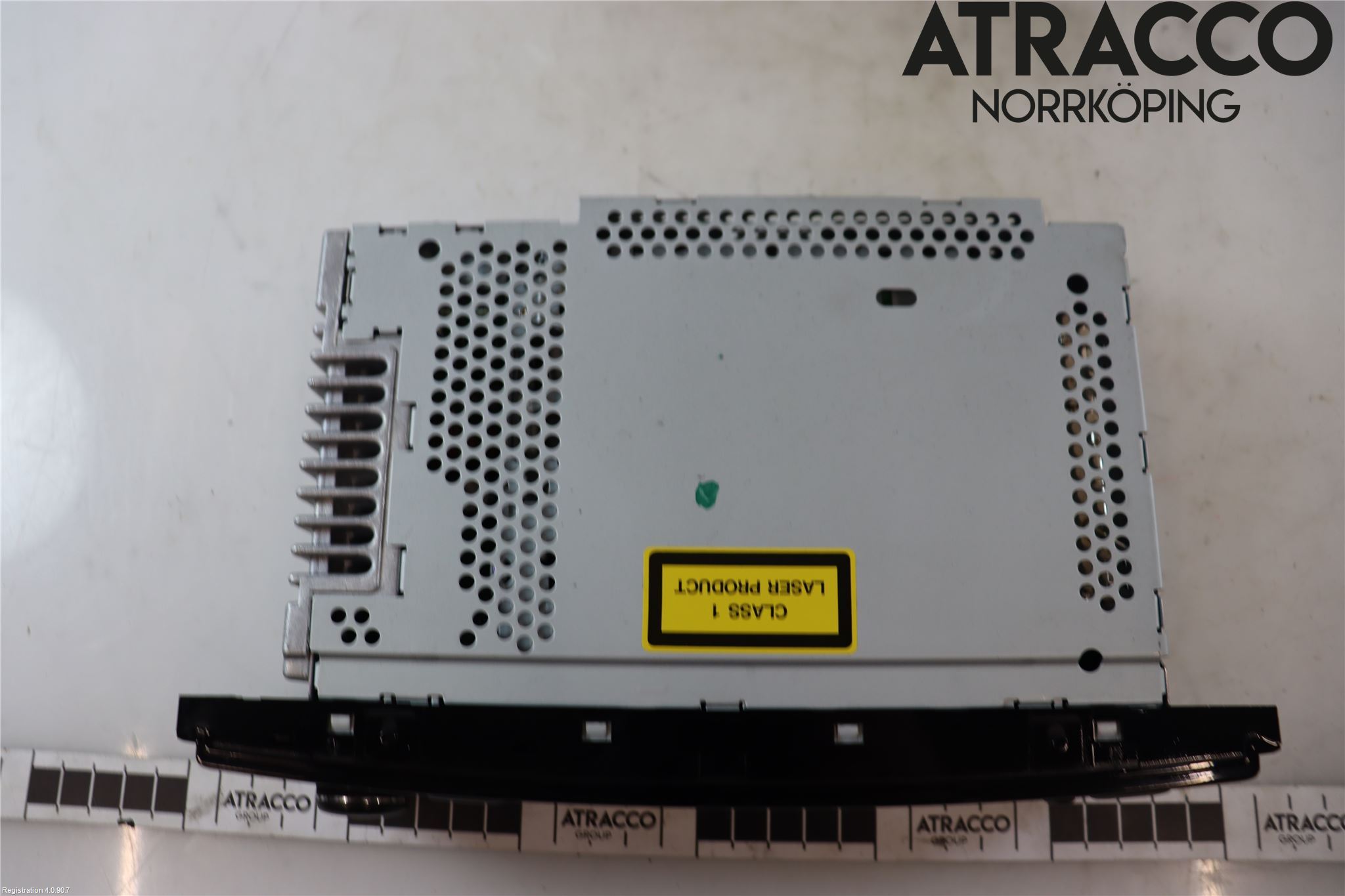 Jaguar XJ X350        03-09 Stereo Radio Med Cd