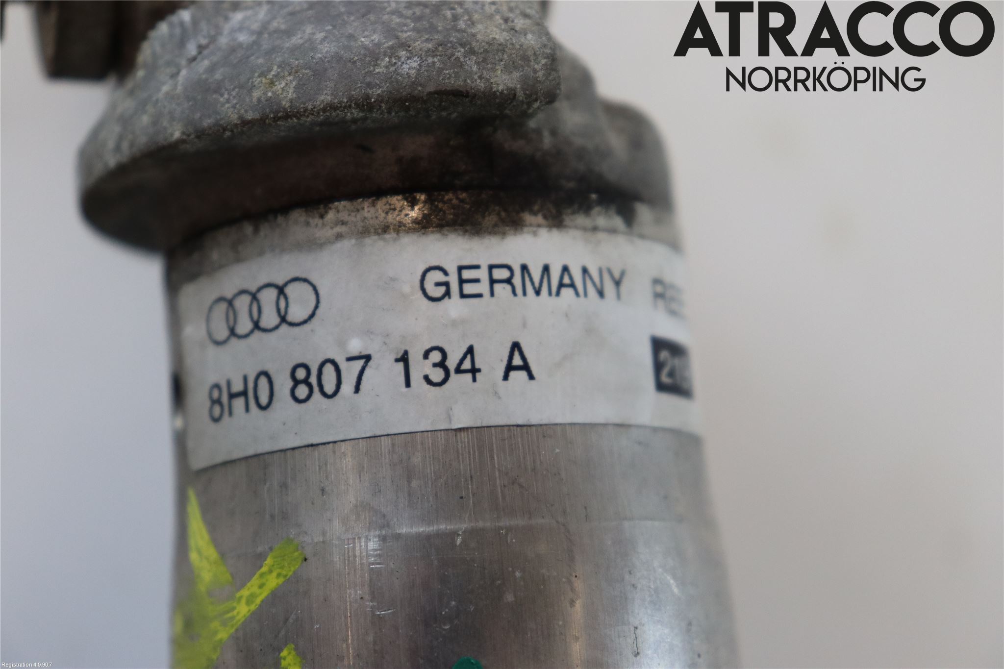 Audi A4/S4 01-05 Støtfanger Foran Feste
