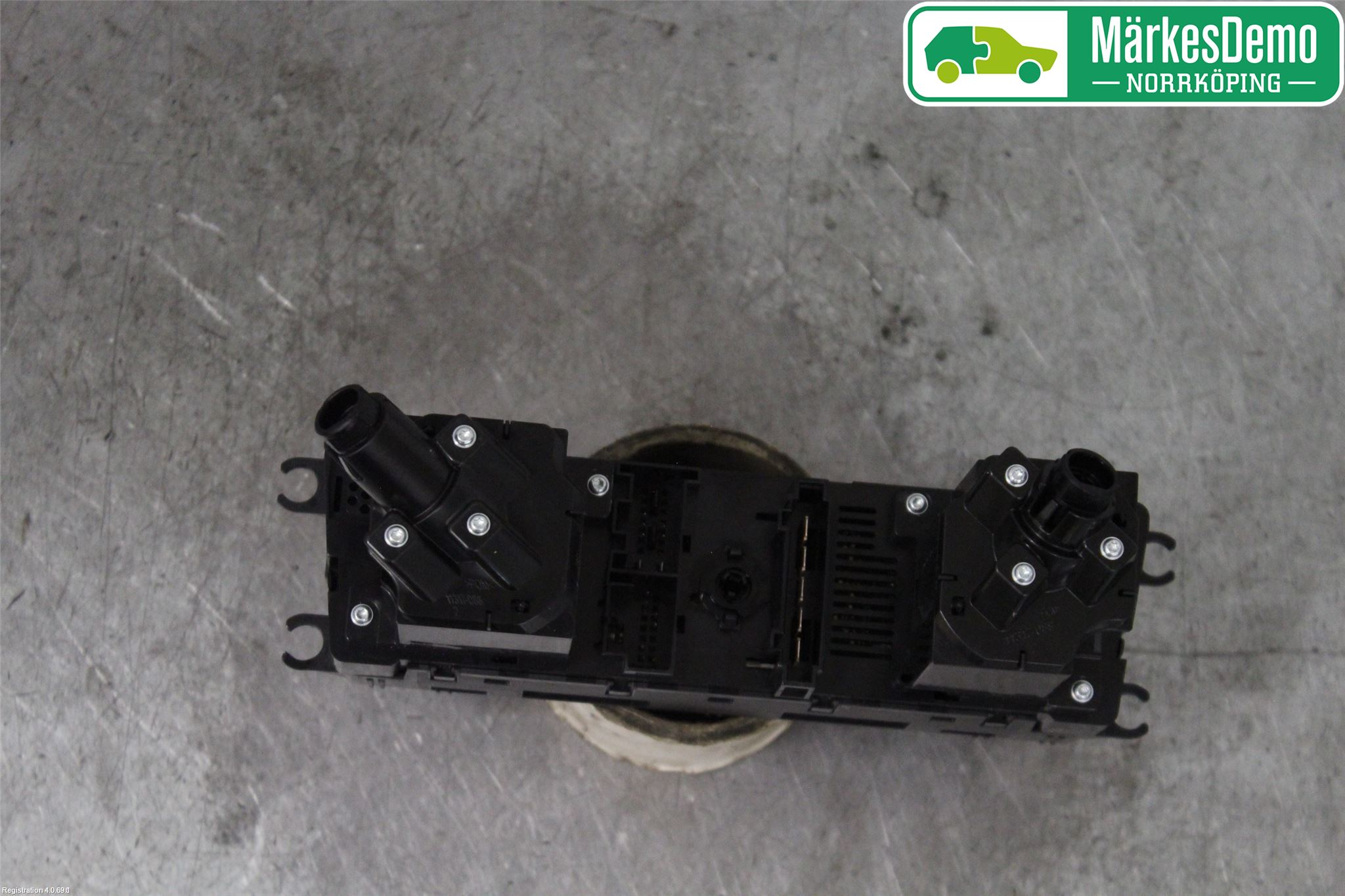 Volkswagen VW T-CROSS 19- Varmeapparat Panel(Regulering)