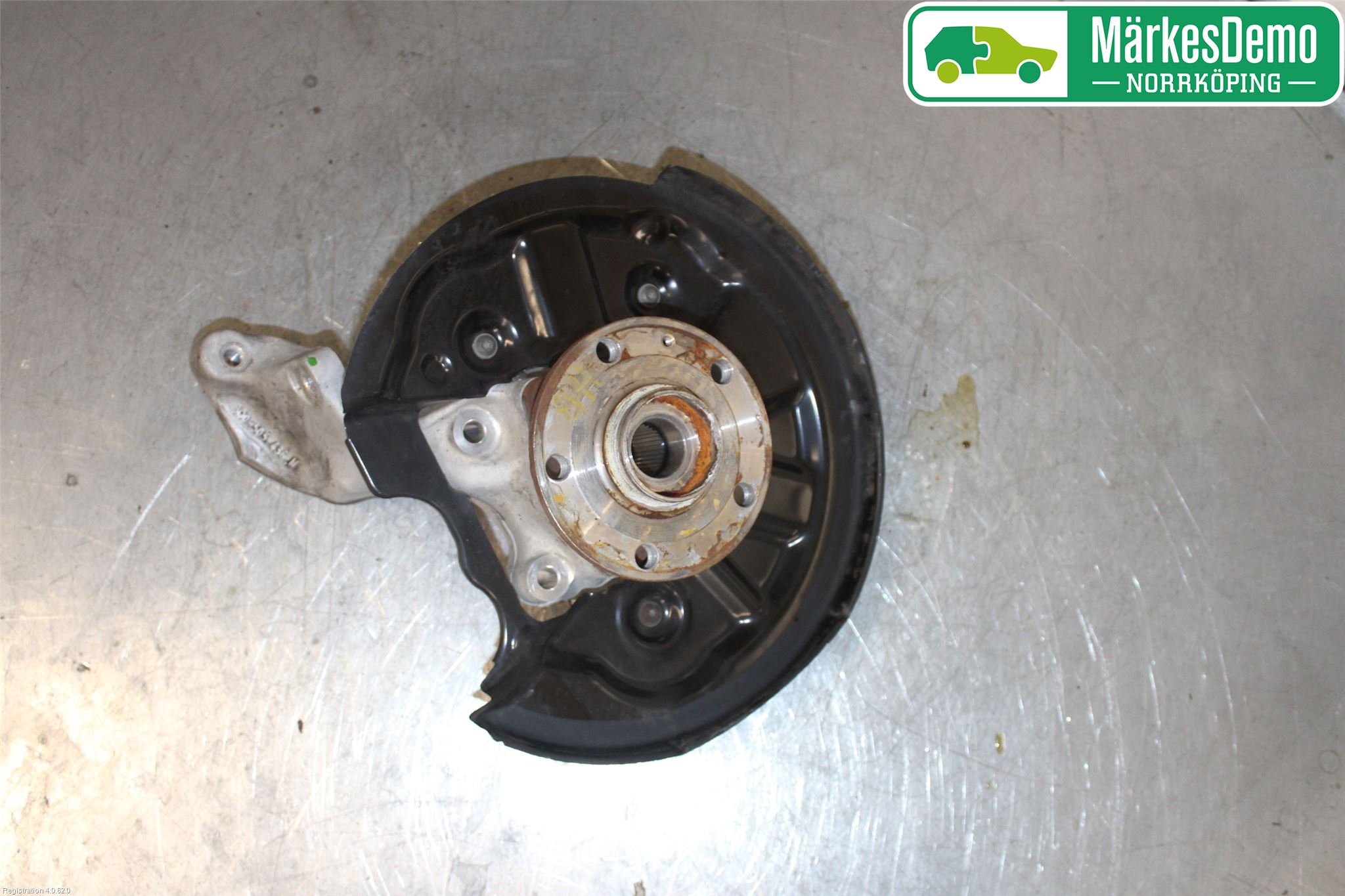 Volkswagen VW PASSAT 15-19 Spindel Hb