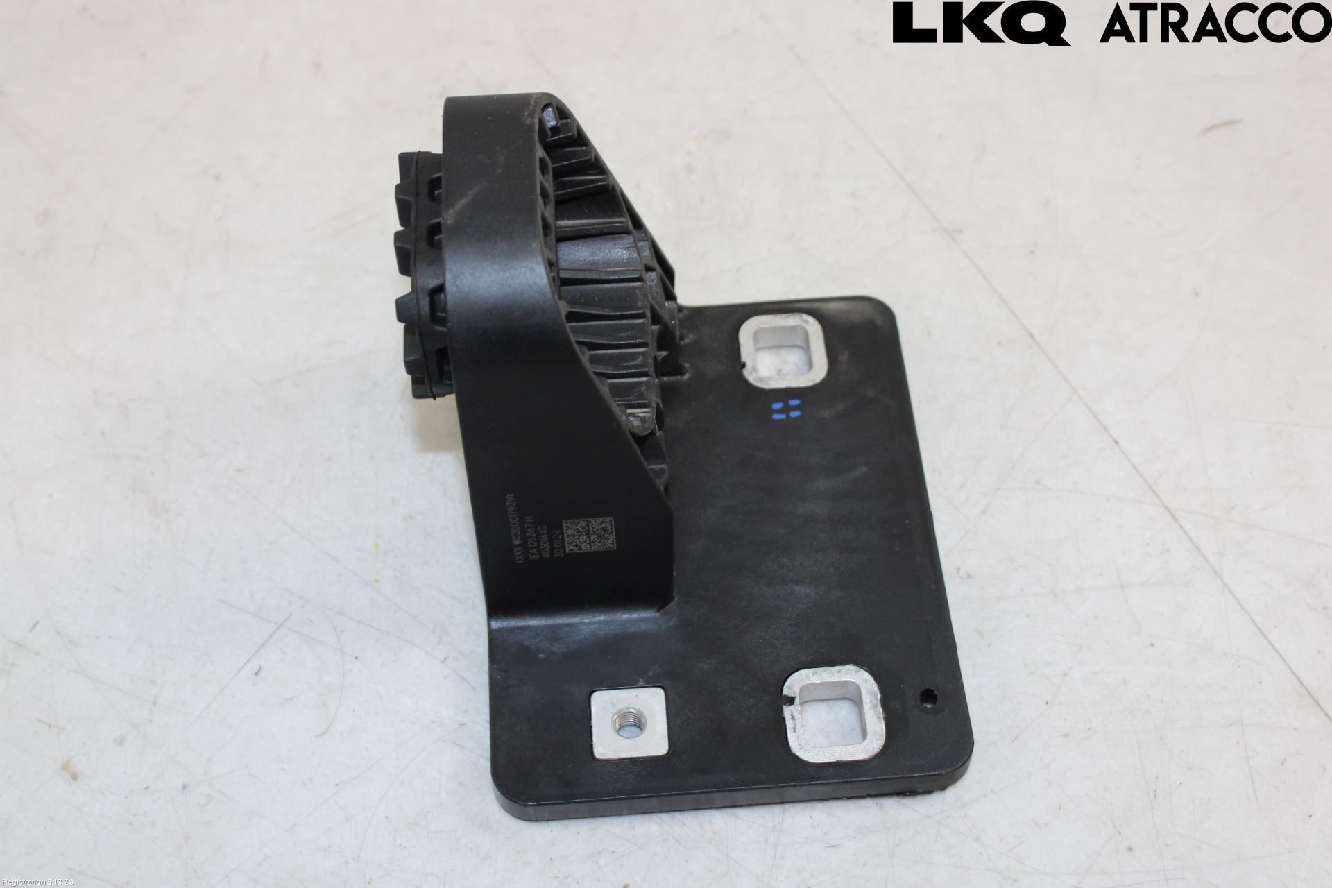 Audi Q4 E-TRON FZ 22- Radiator Feste - Ramme - Bjelk