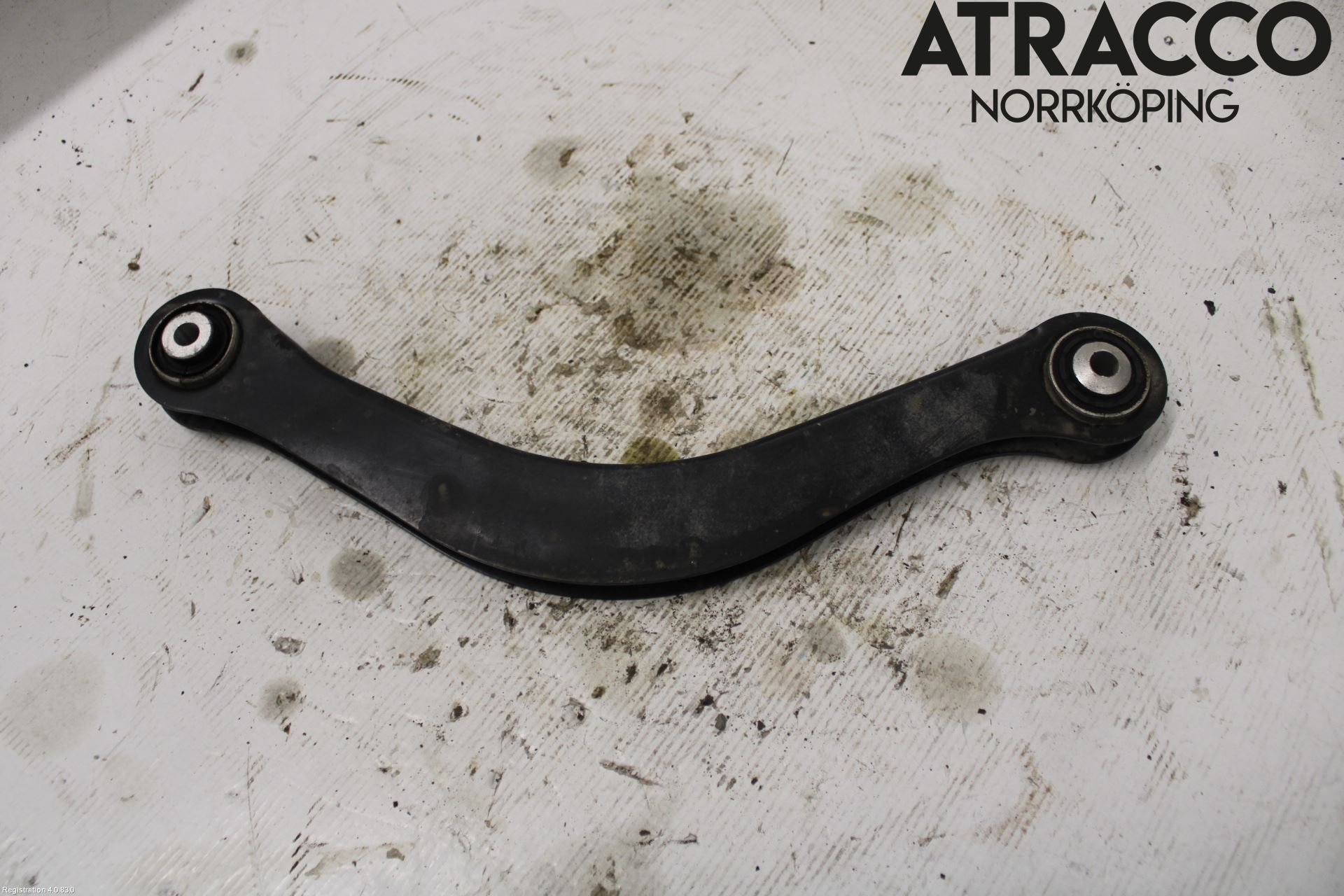 Audi A4/S4 B9 16-19 Bærearm Bak Venstre Øvre
