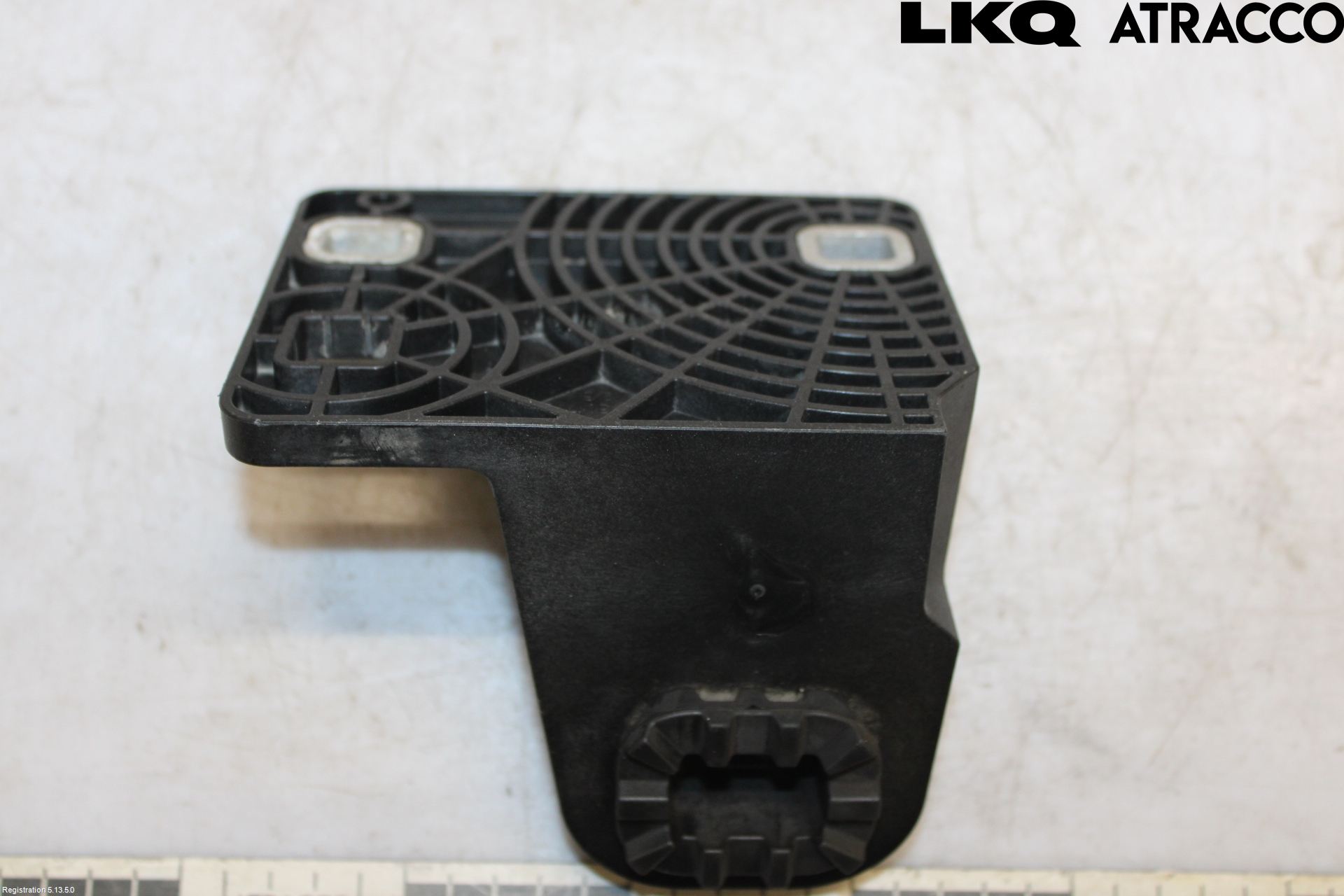 Volkswagen VW ID.7/TOURER 24- Radiator Feste - Ramme - Bjelk
