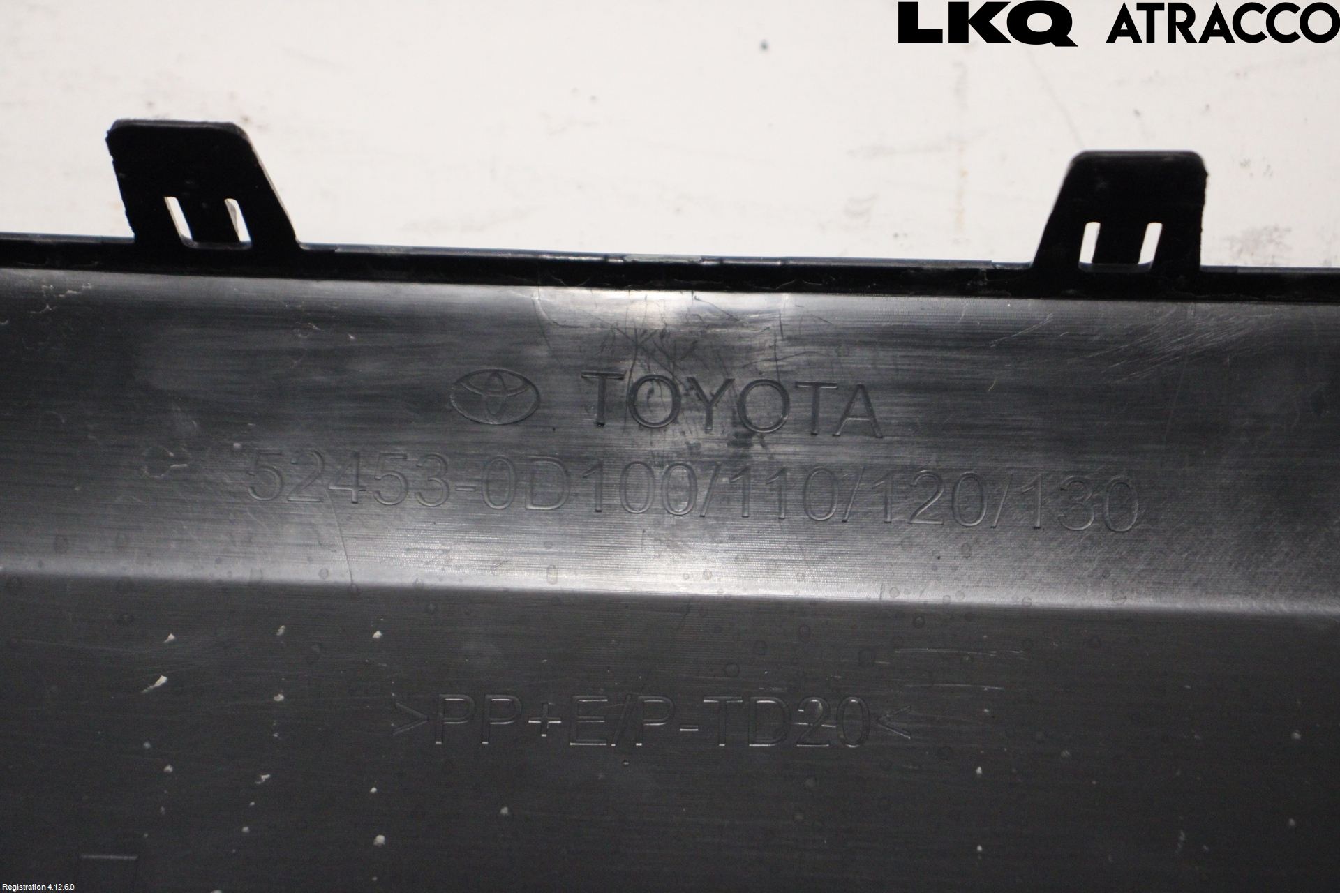Toyota YARIS CROSS XP21 21- Spoiler Bak