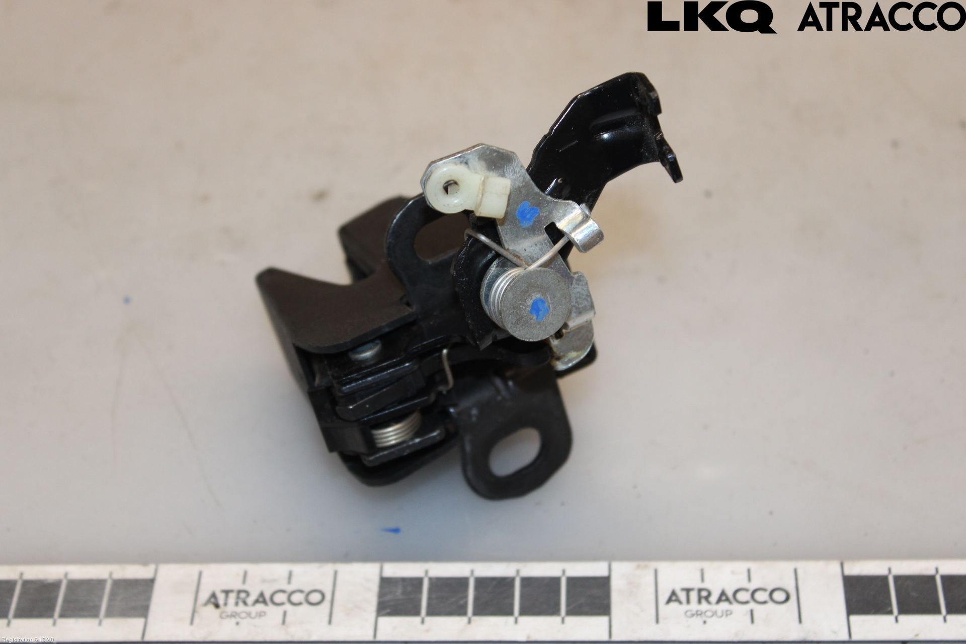 Volkswagen VW CADDY 16-20 Bakluke-Lokk Låsekasse