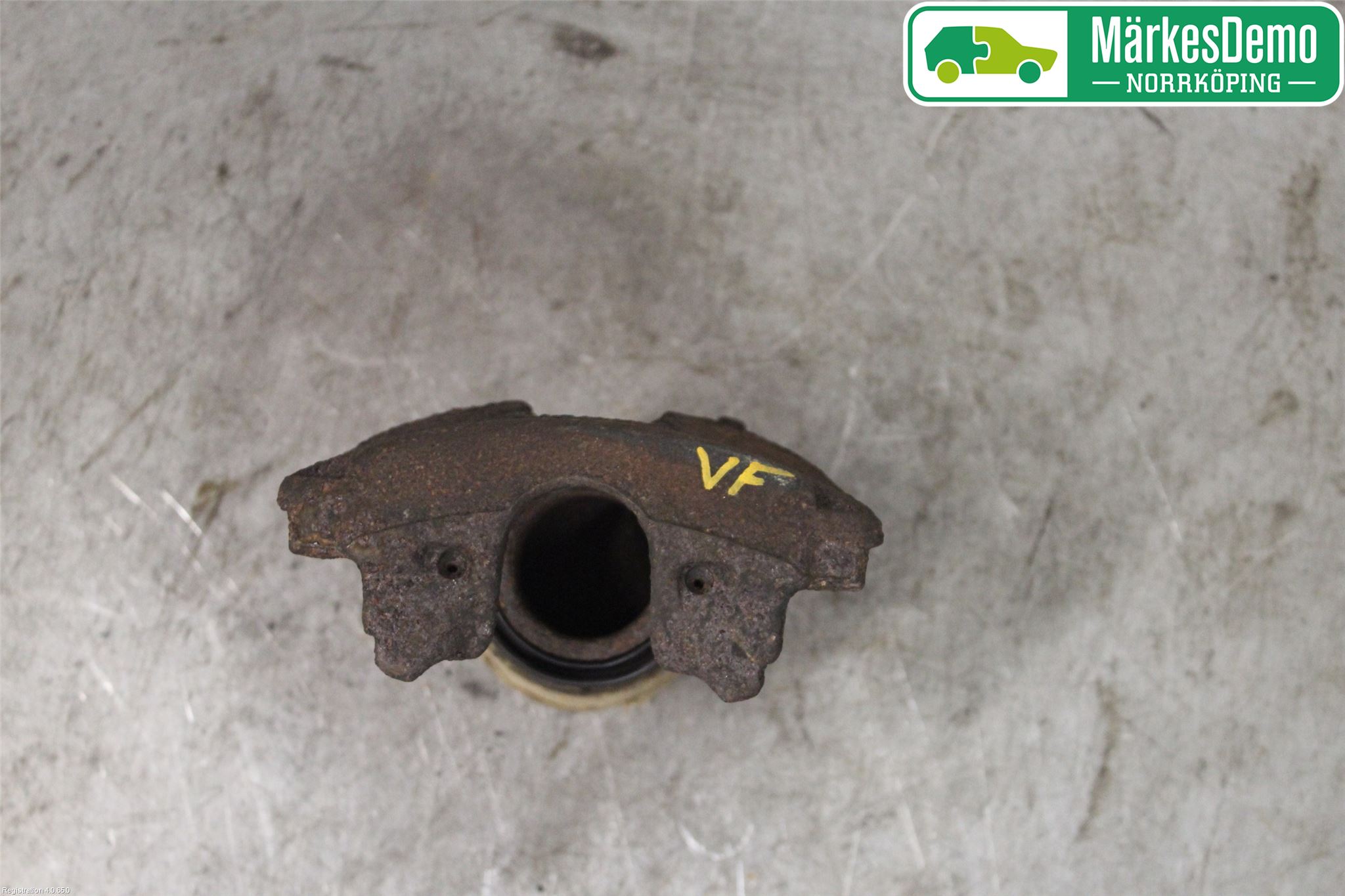 Saab 9-5     06-10 Bremsecaliper Foran Venstre