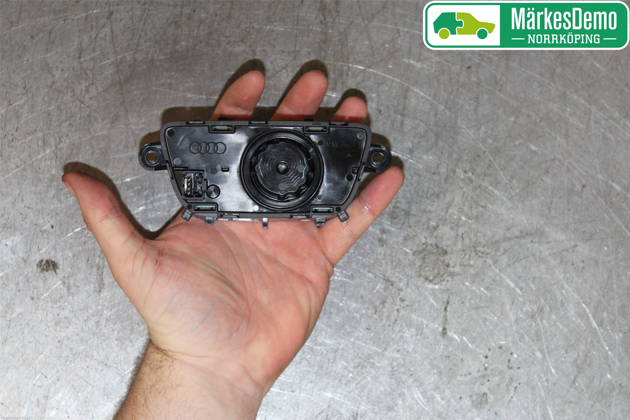 Audi A4/S4 B9 16-19 Bryter Hovedlys