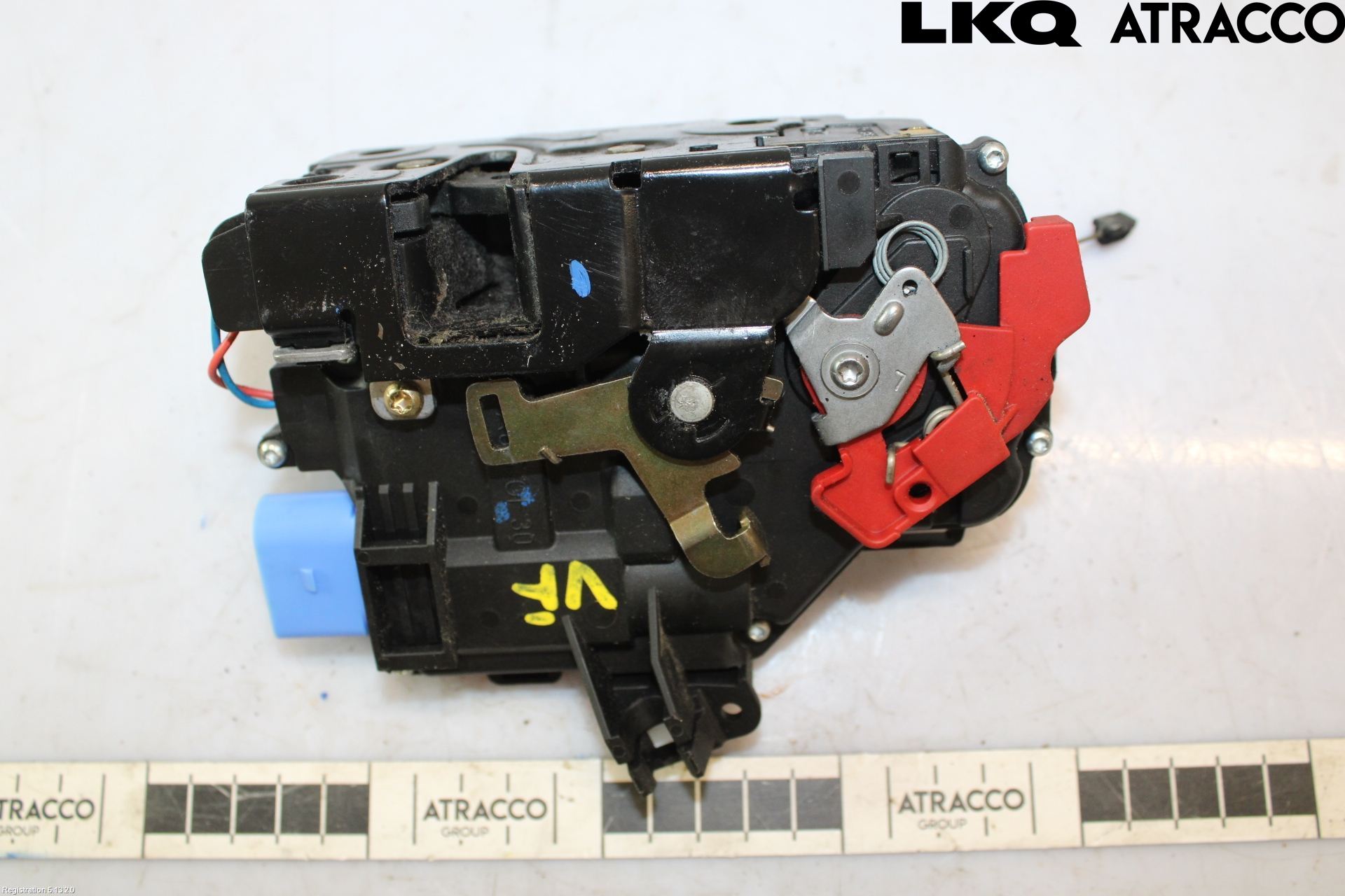 Volkswagen VW GOLF V 04-09 Dørlås - Låsekasse