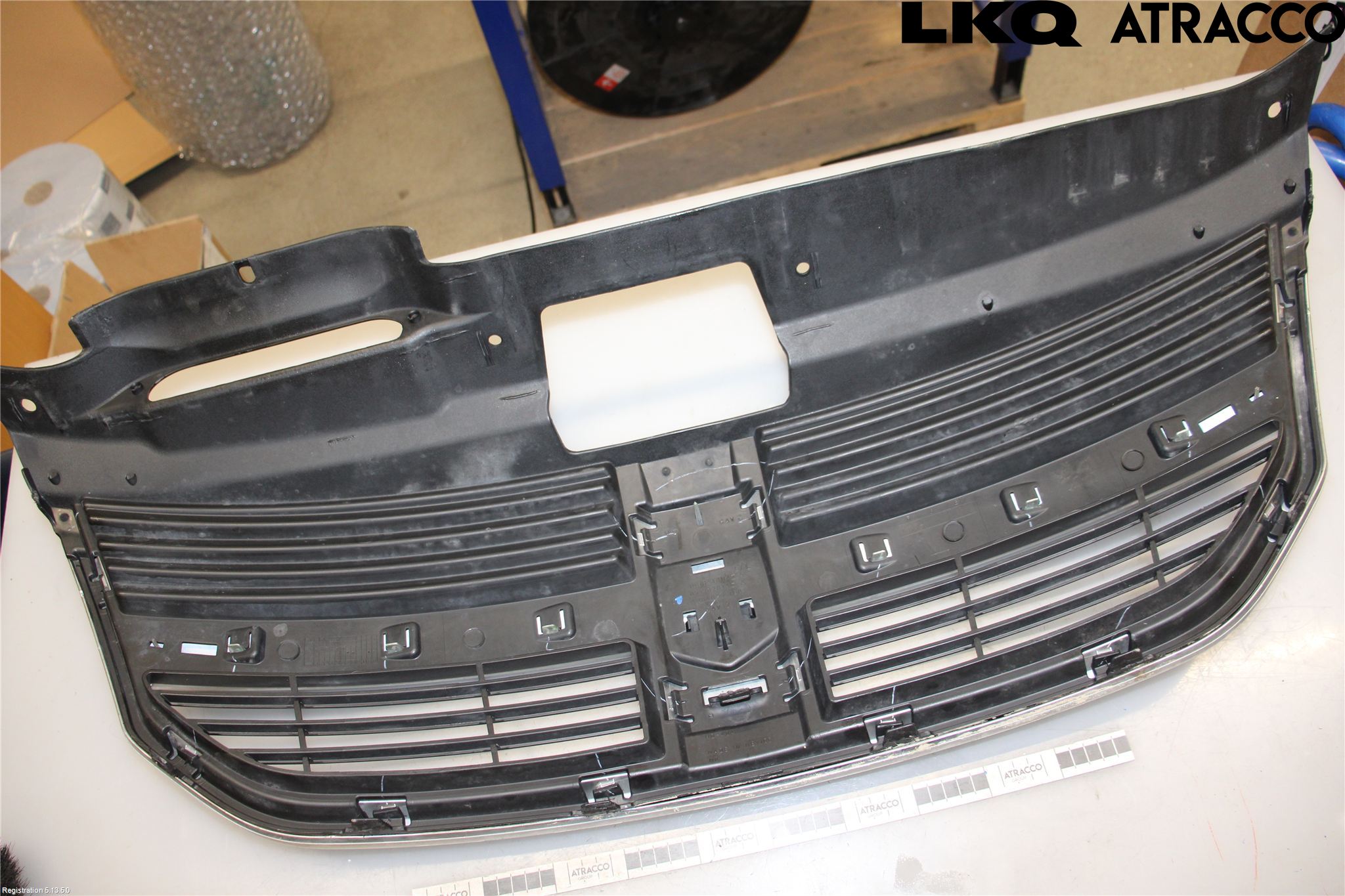 Dodge JOURNEY Grill Komplett