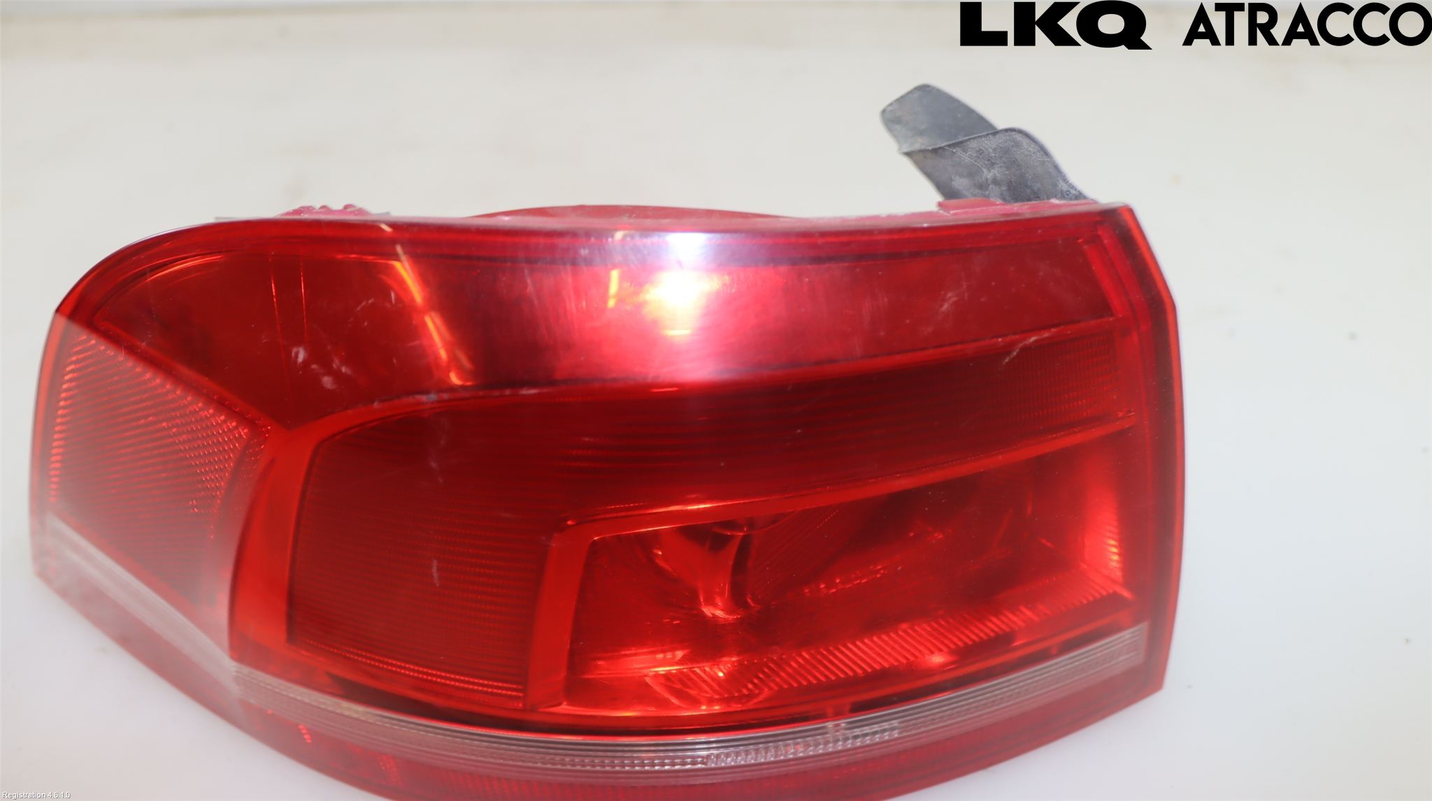 Volkswagen VW PASSAT 11-14 Baklykt Venstre