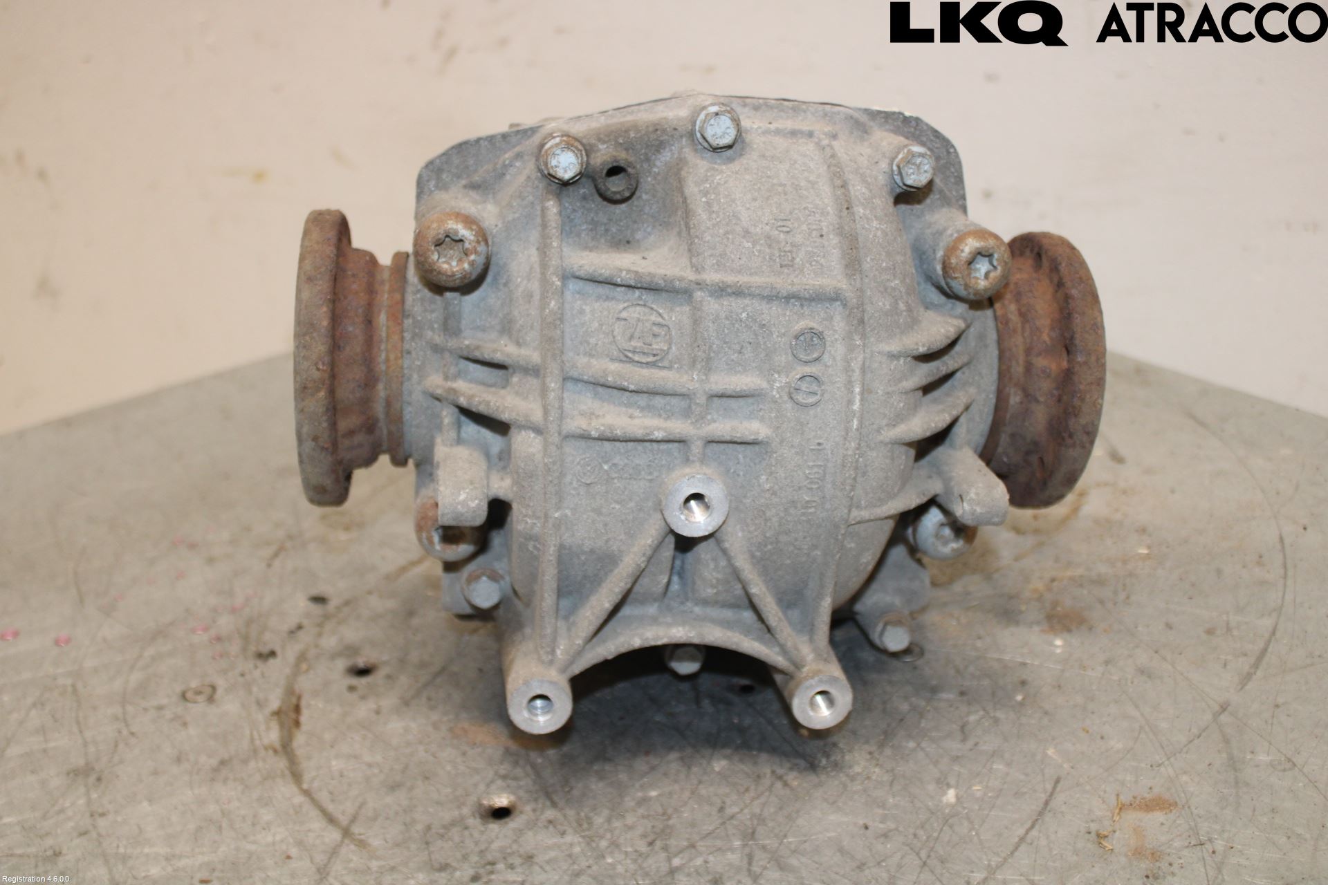 Audi A4/S4 05-07 Bakaksel Kardang Bak -Diff