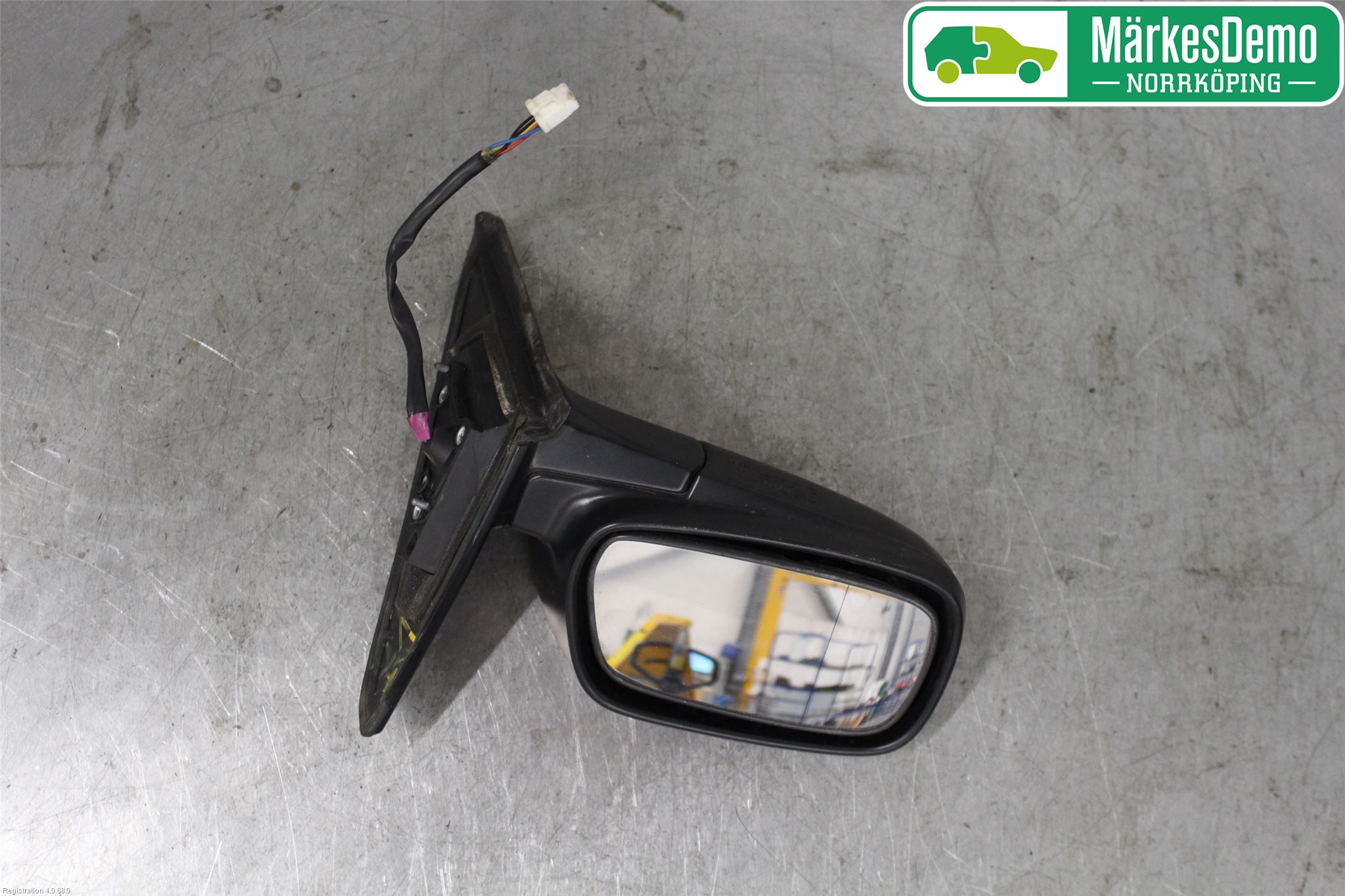 Toyota AVENSIS 98-02 Speil H M-El Justering