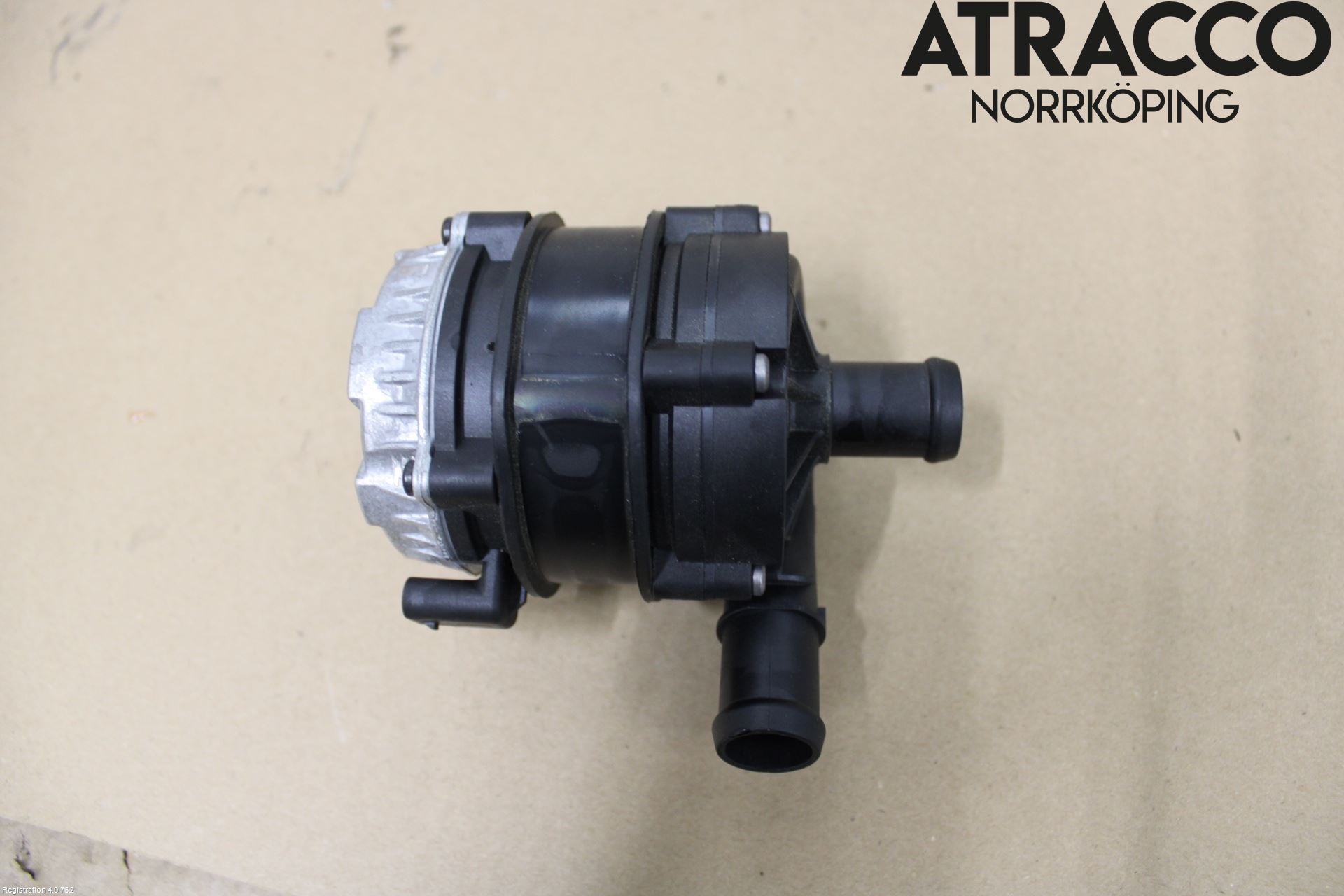 Volkswagen VW ARTEON 17- Vannpumpe