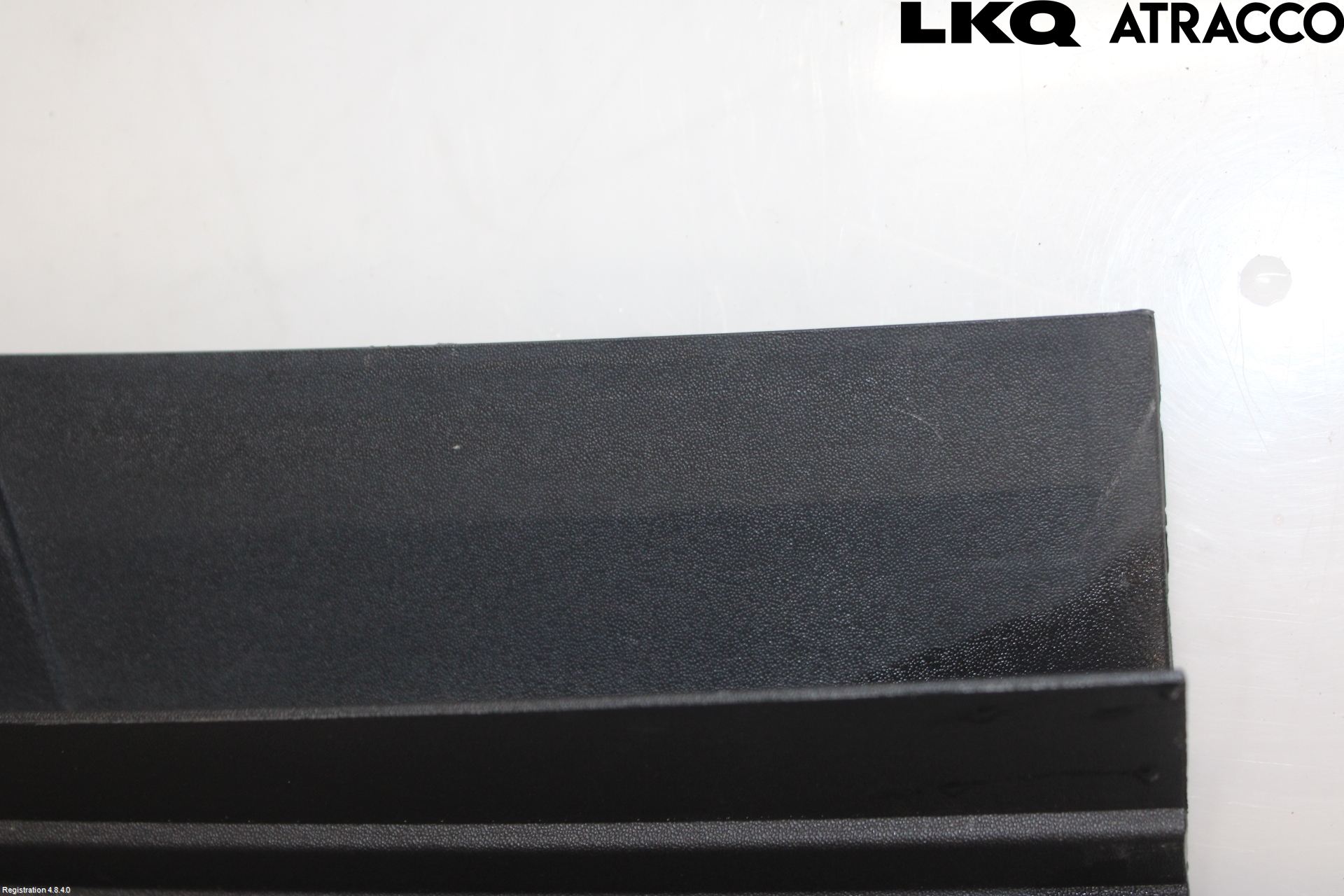 Volkswagen VW GOLF / E-GOLF VIII 20- Visker Deksel-Grill-Under Frr