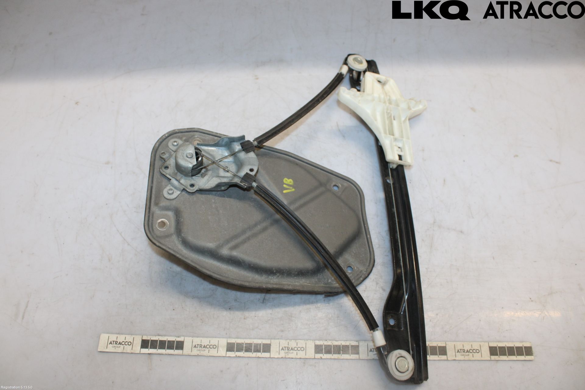 Volkswagen VW GOLF V 04-09 Vindusheis