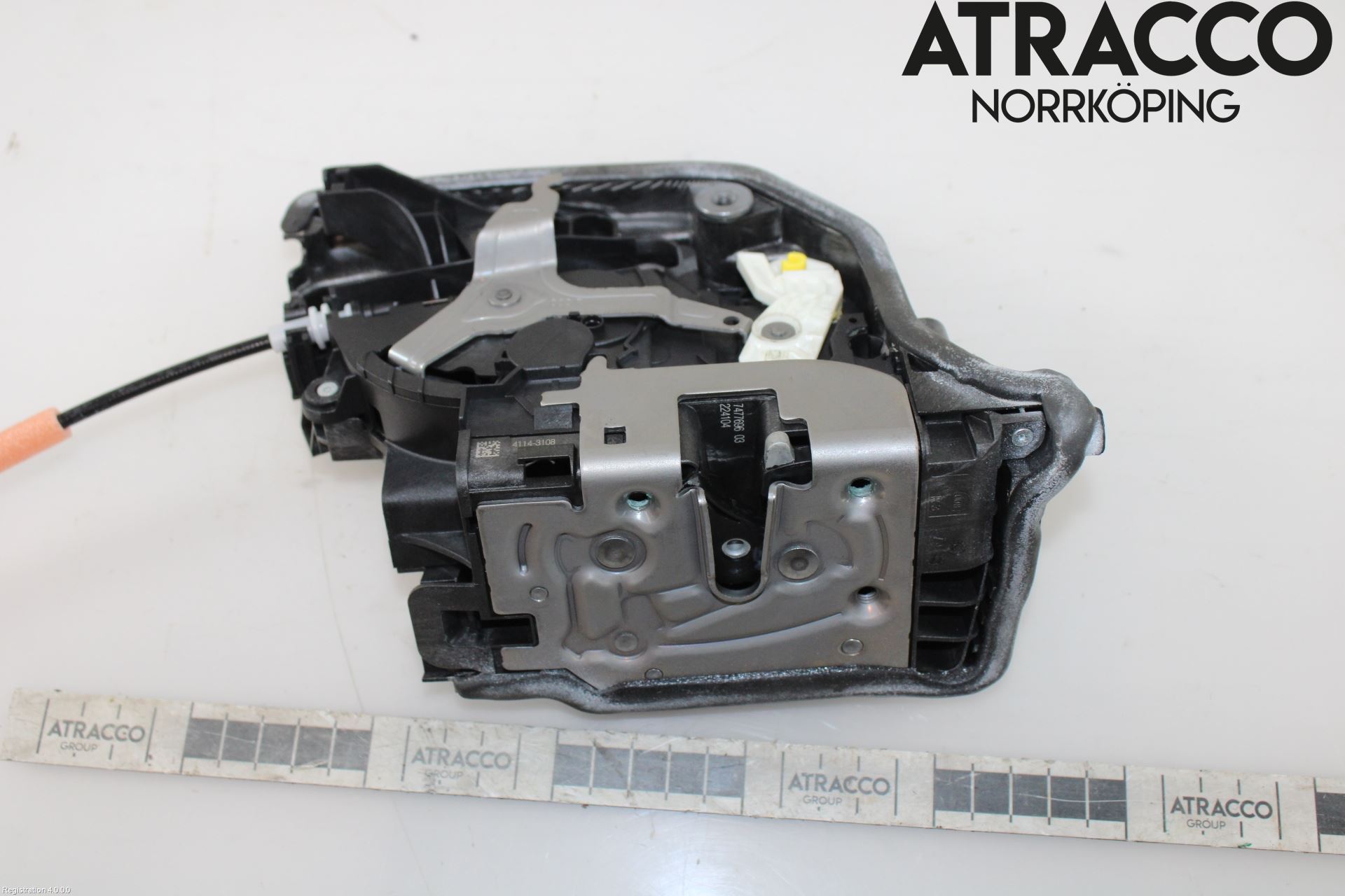 BMW 5 G30/G31/F90 17-23 Dørlås - Låsekasse