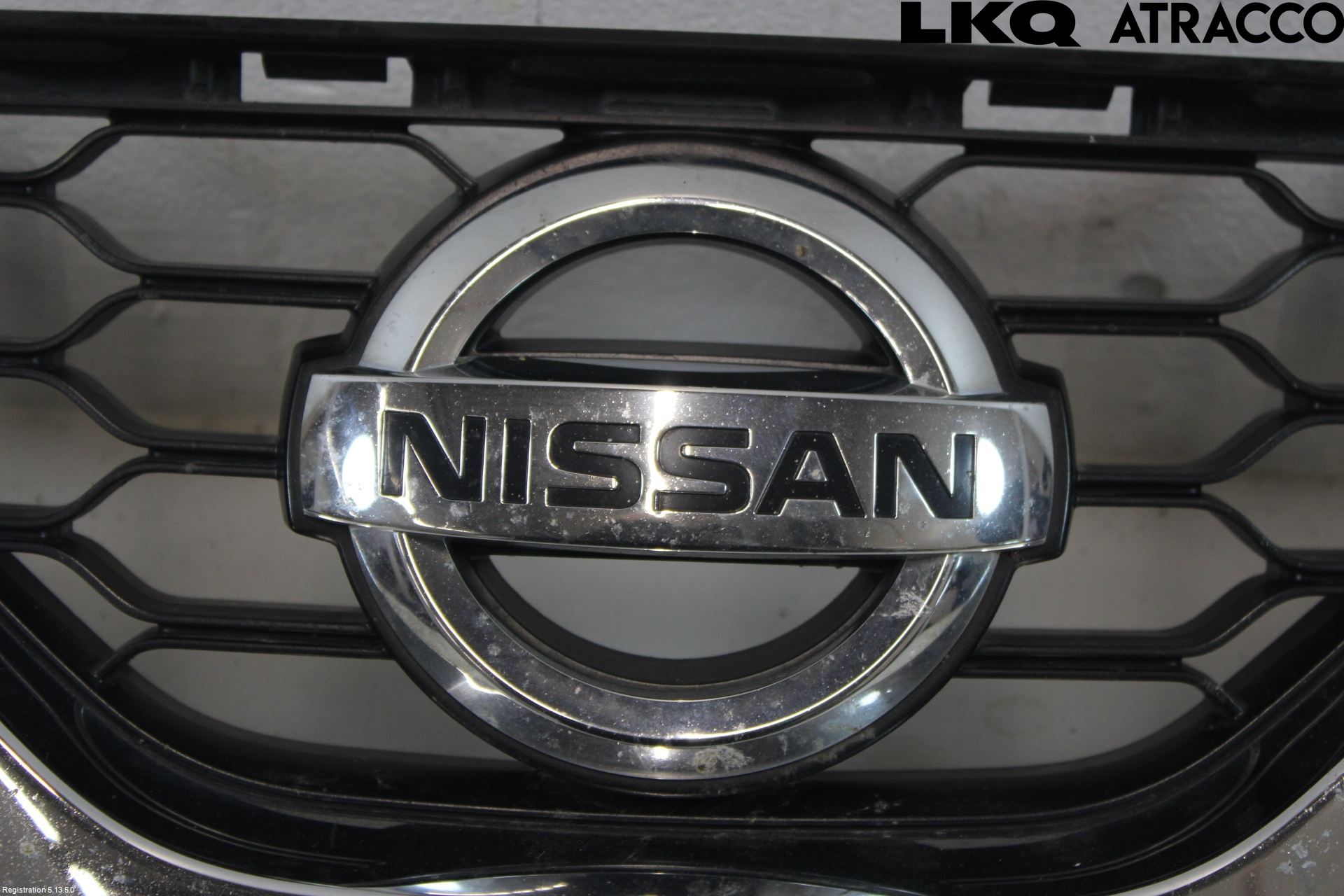 Nissan MICRA 11-16 Grill Komplett