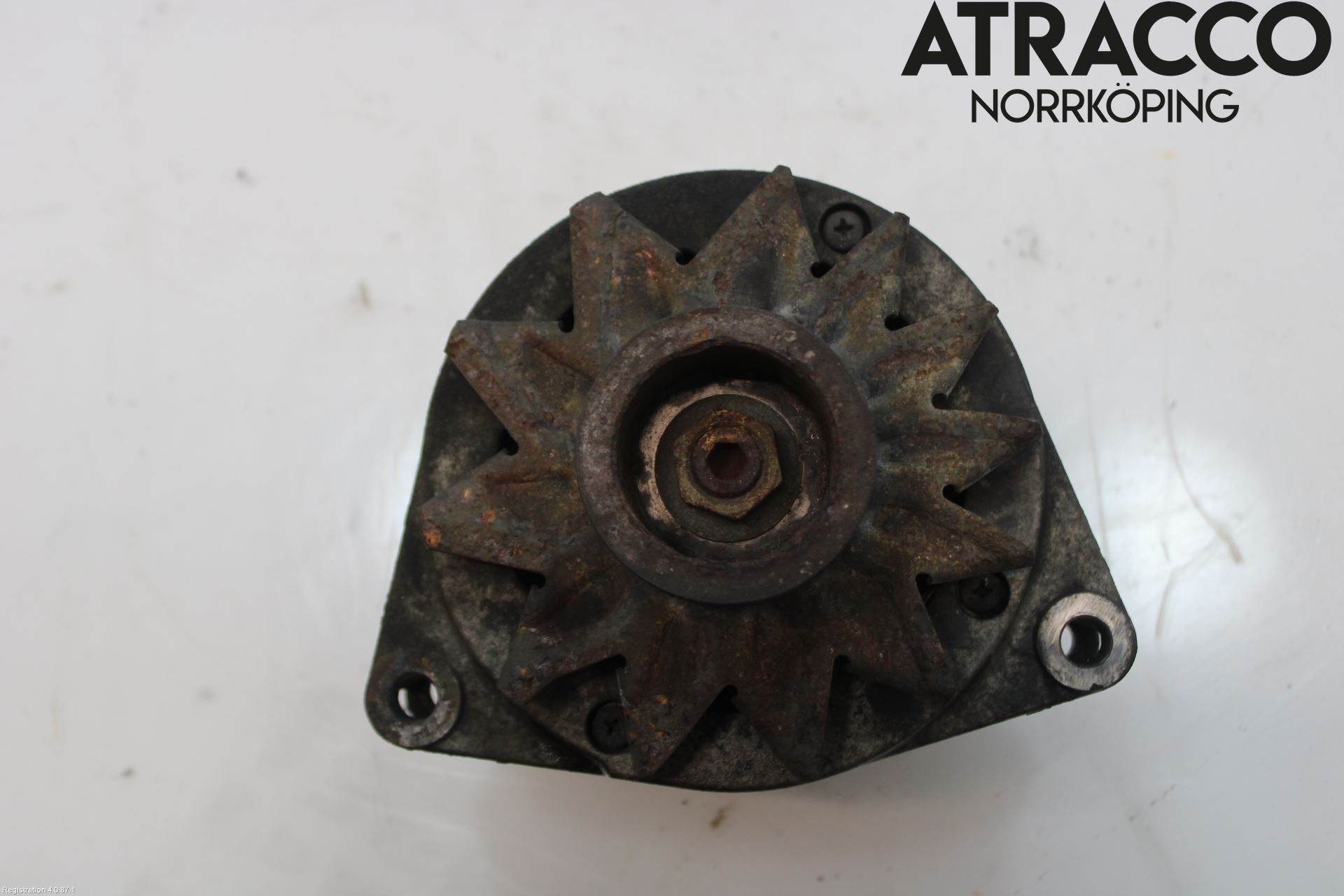 Mercedes-Benz MB 190    (W201) 82-93 Dynamo