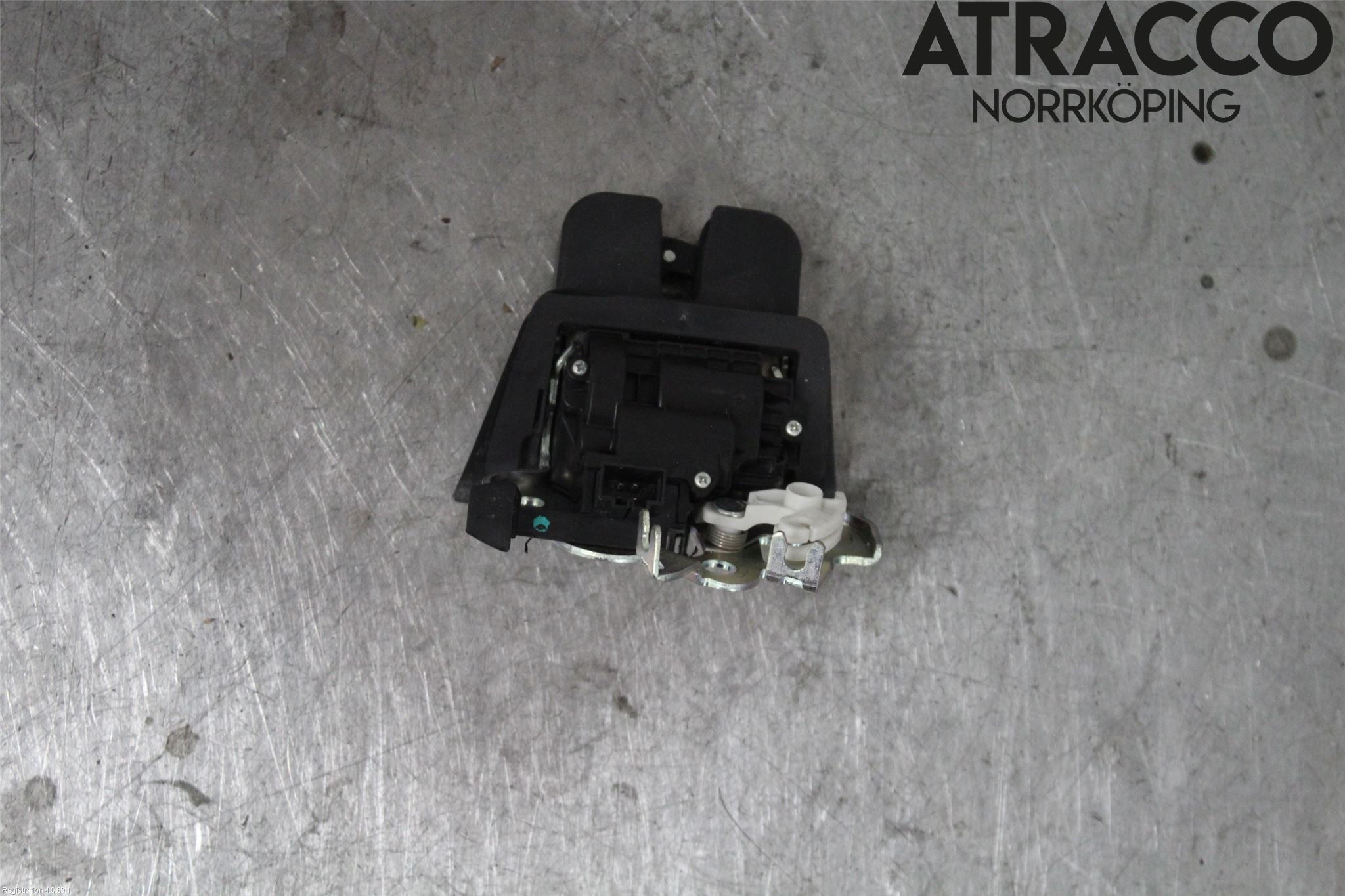 Audi A4 12-15 Bakluke-Lokk Låsekasse