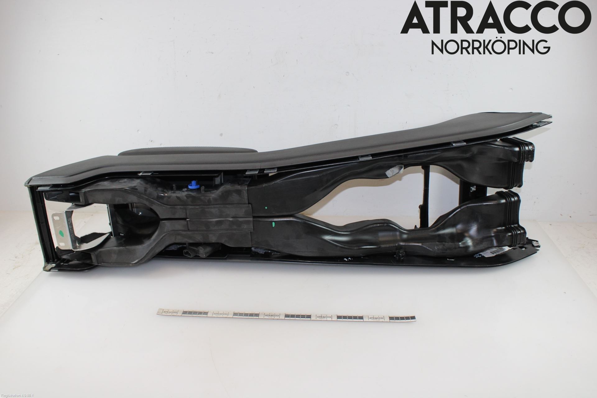 Audi A8/S8 4E  02-09 Instrumentkonsoll Midt
