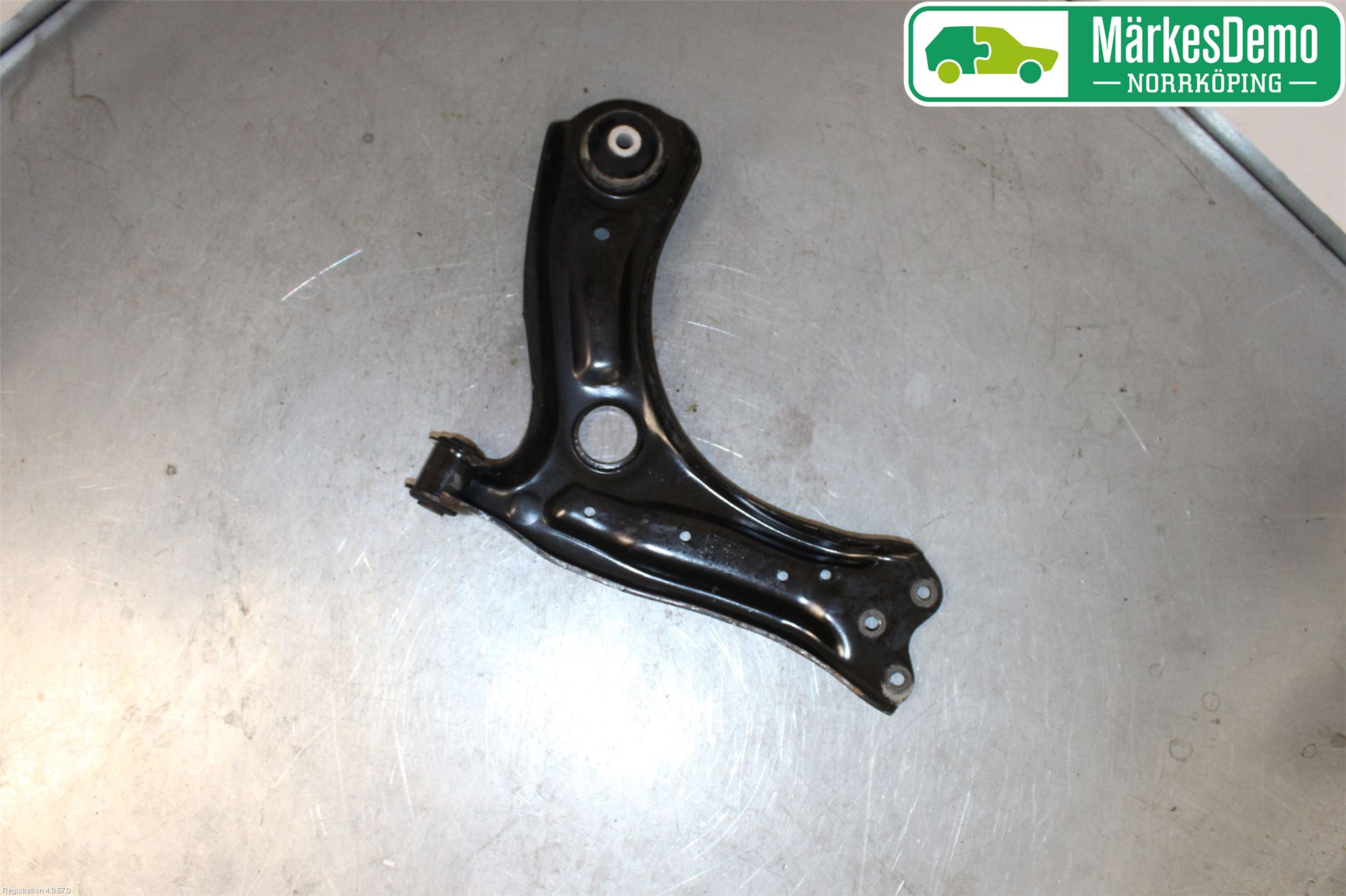 Seat IBIZA IV 08-16 Bærearm Foran Høyre Nedre