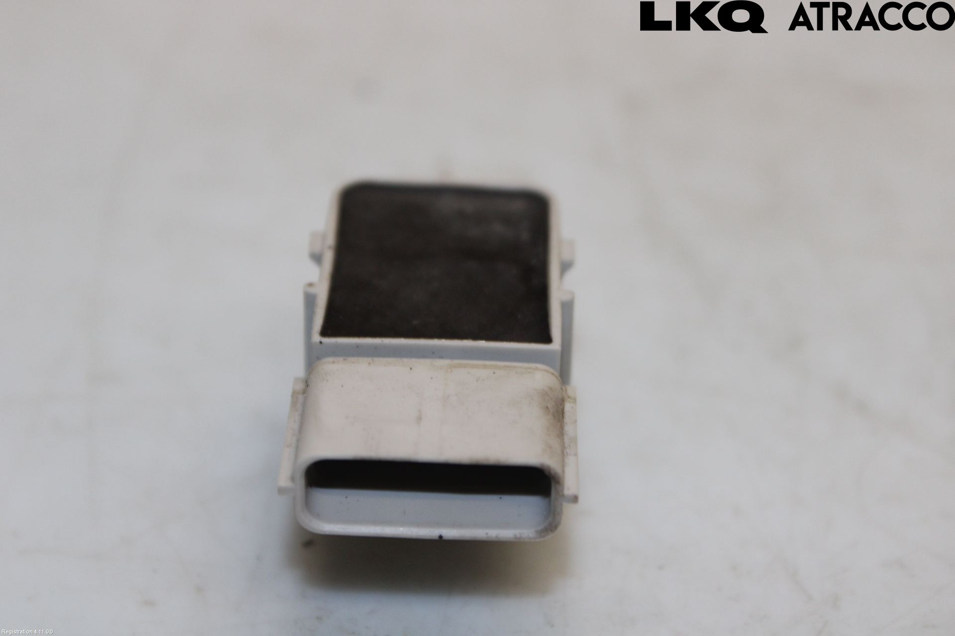 Kia CARENS III 13-19 Sensor Parkering Front