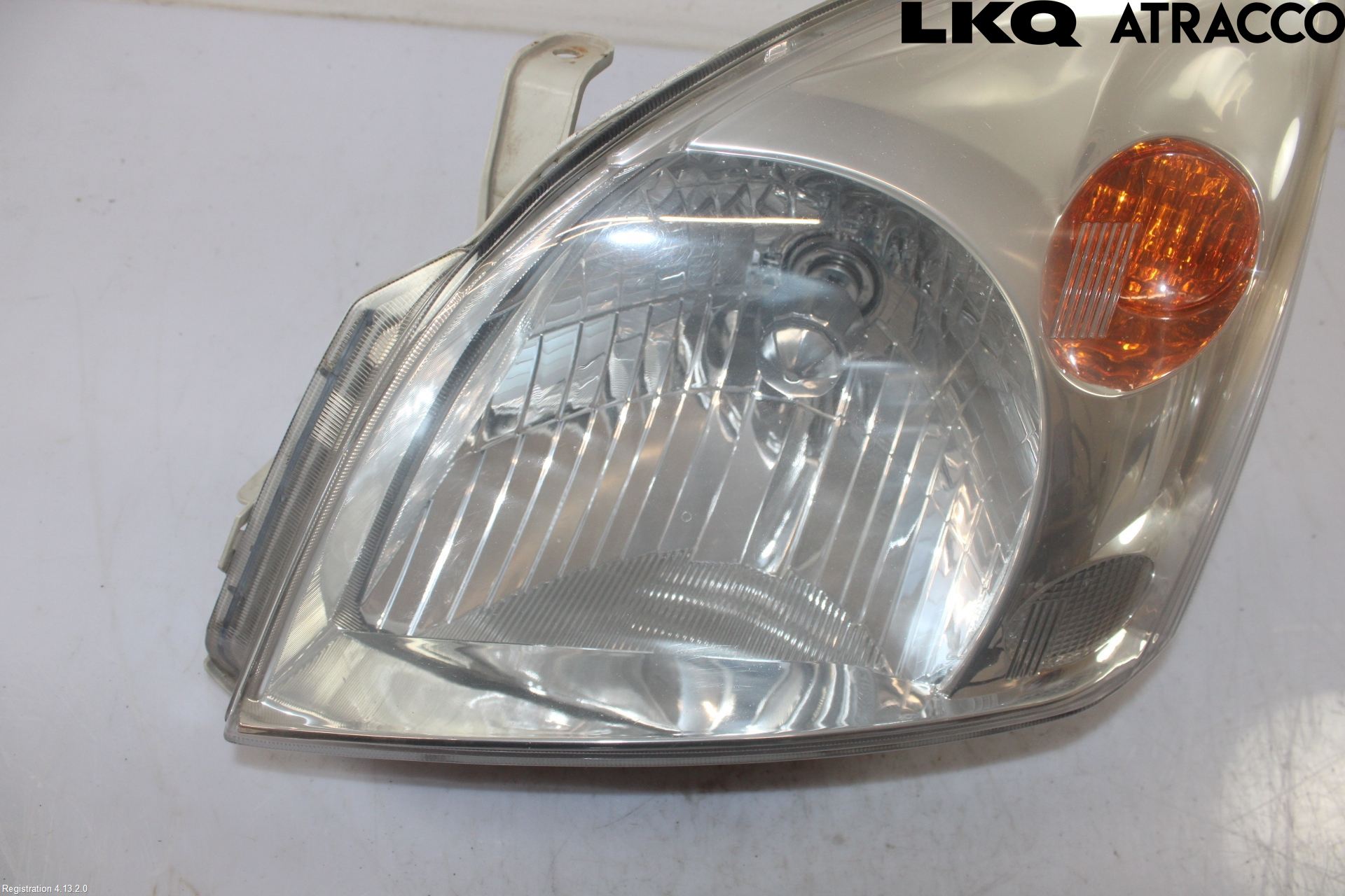 Toyota LANDCRUISER J120 02-09 Frontlykt Venstre
