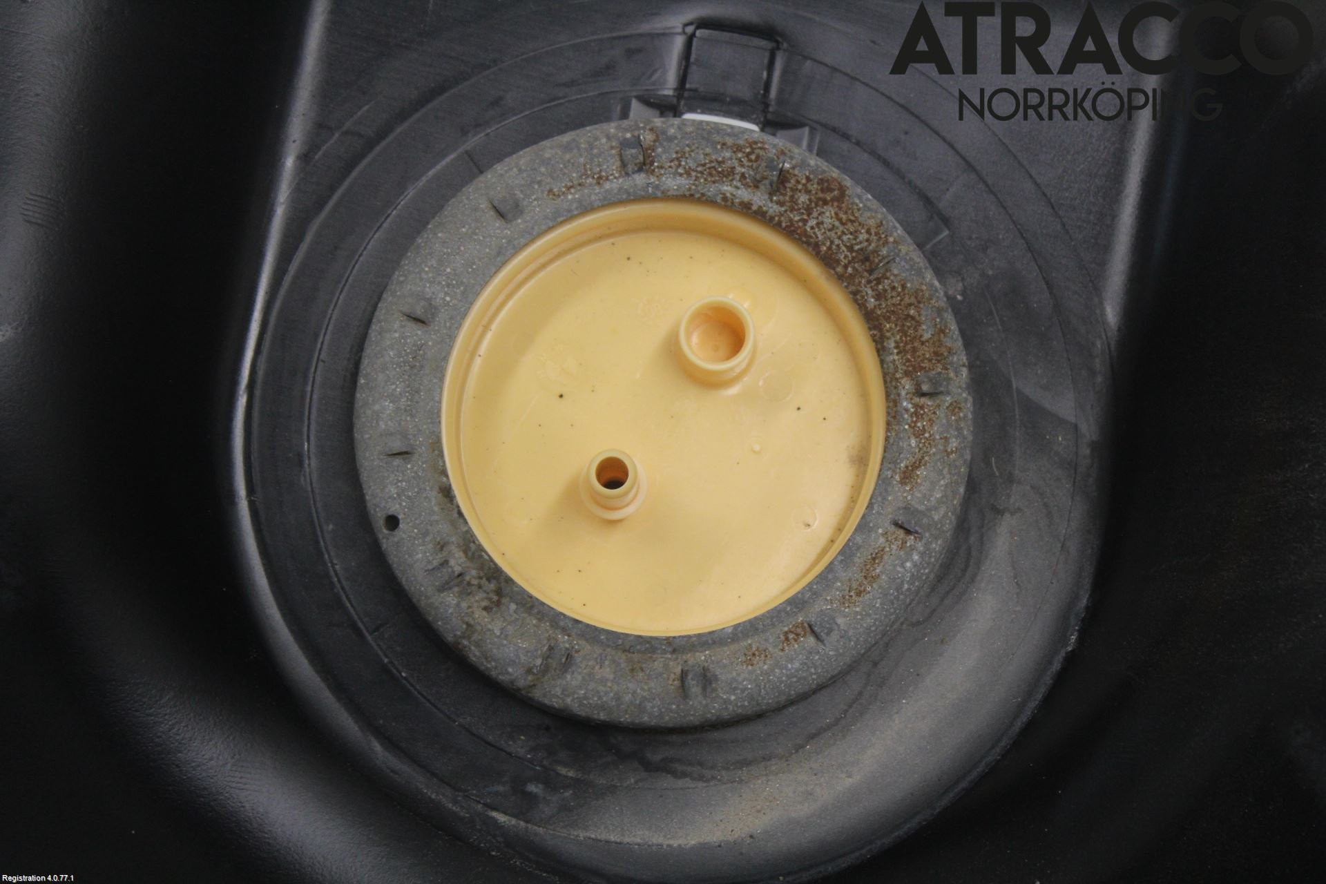 BMW X3 E83     03-10 Drivstofftank Diesel