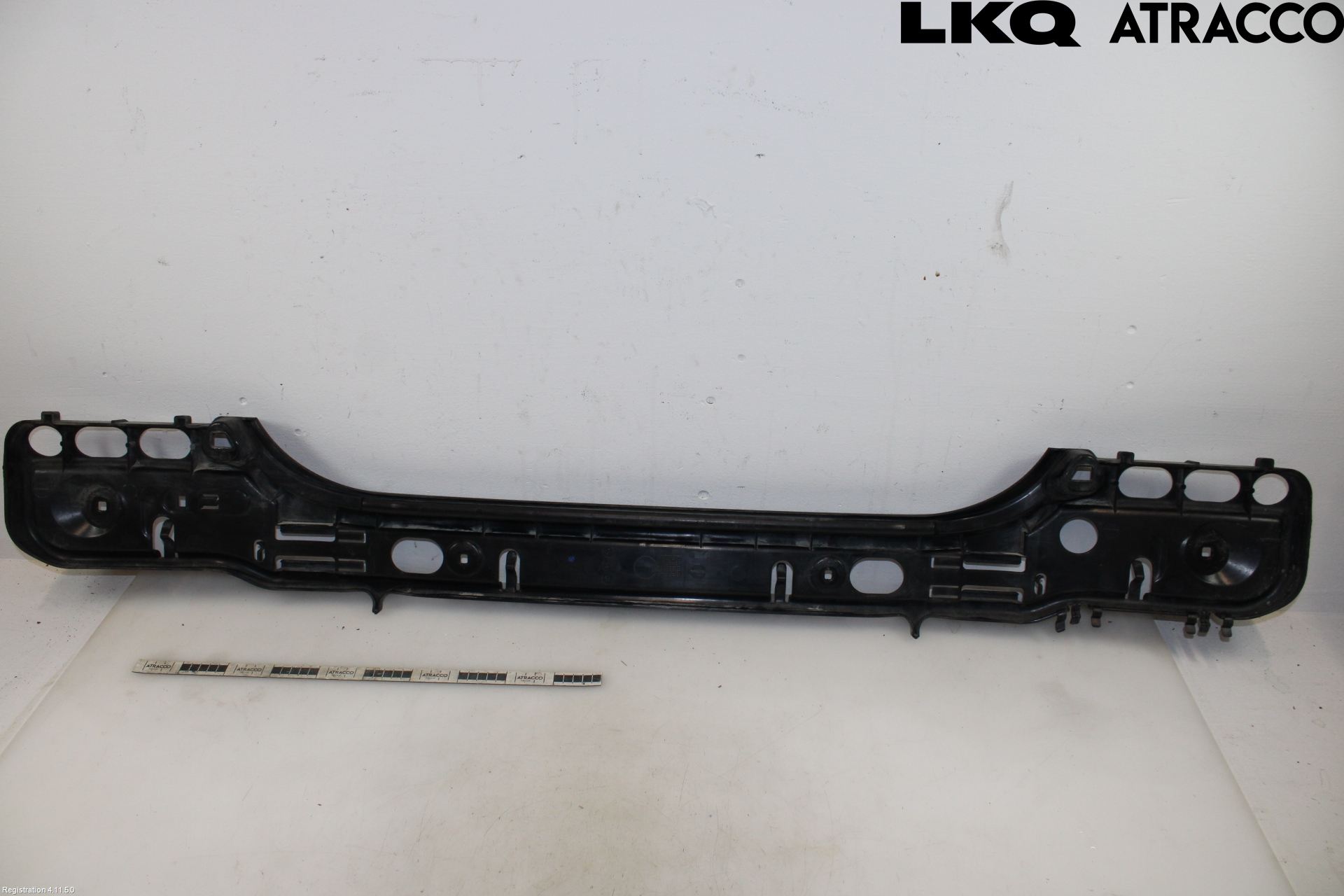 BMW 5 E60/61 Sed/Tou 02-10 Støtfanger Bak Midt Del