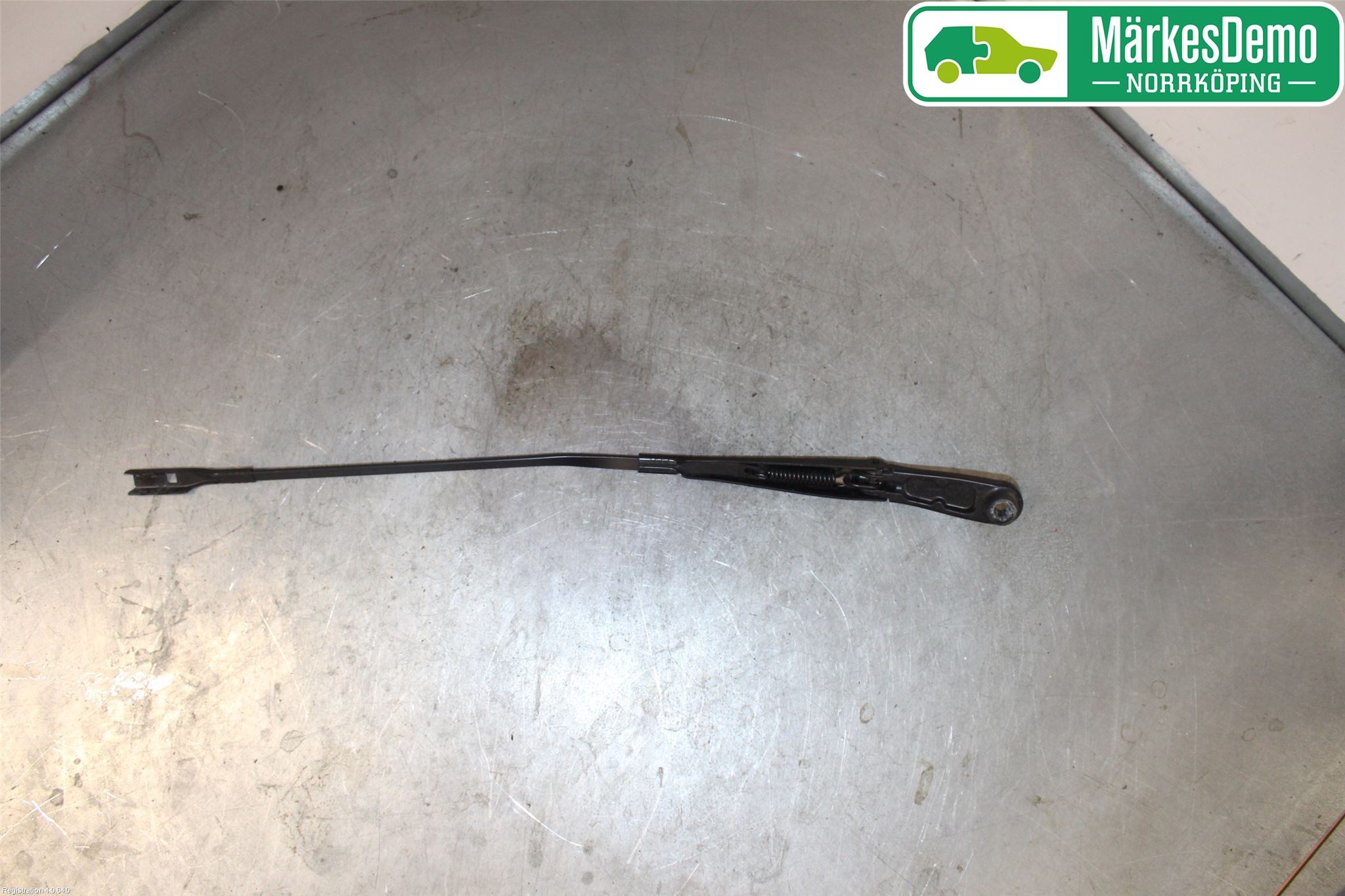 Audi A6 F2/C8 19- Viskerarm-Armer Frontrute