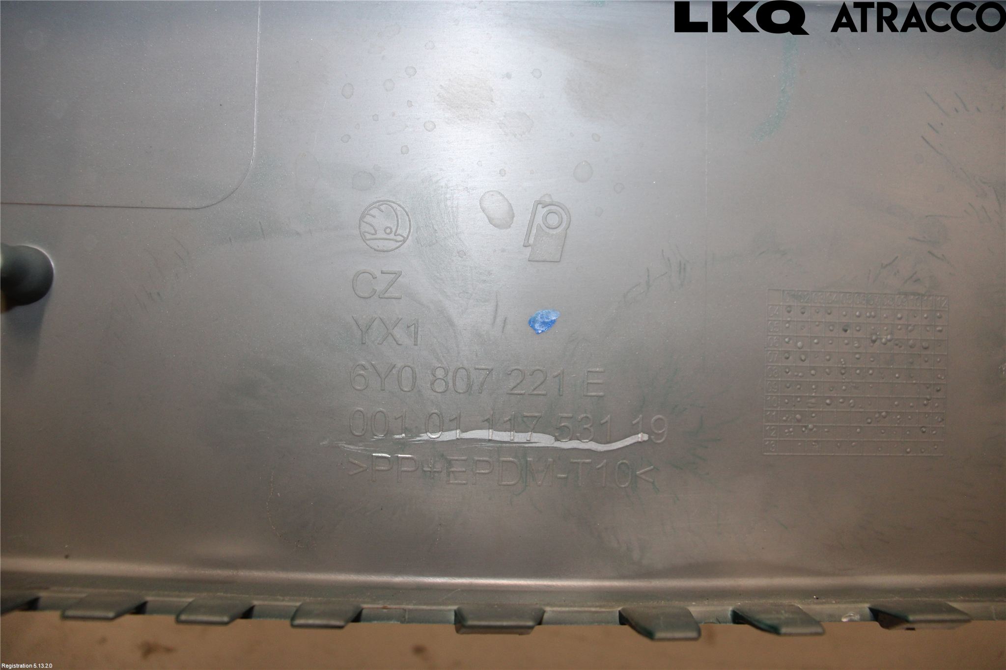 Skoda FABIA 99-07 Støtfanger Foran Plastdeksel