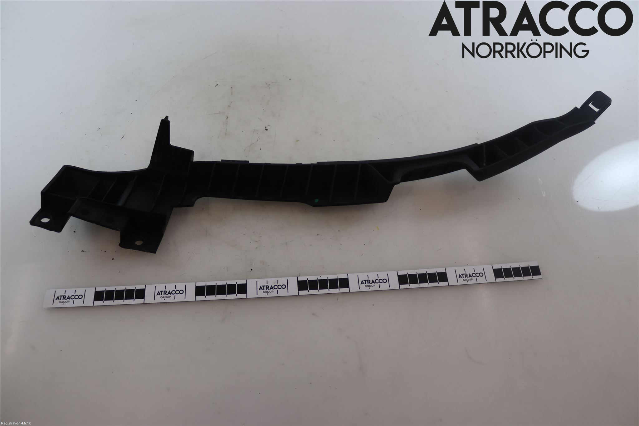 Opel INSIGNIA 09-16 Støtfangerfeste Foran Høyre