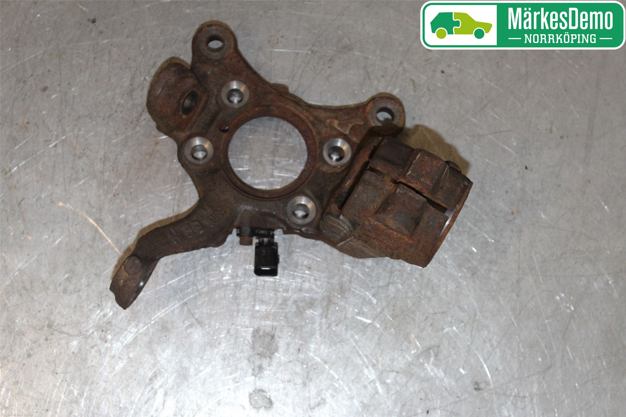 Volkswagen VW CADDY 16-20 Spindel Hf