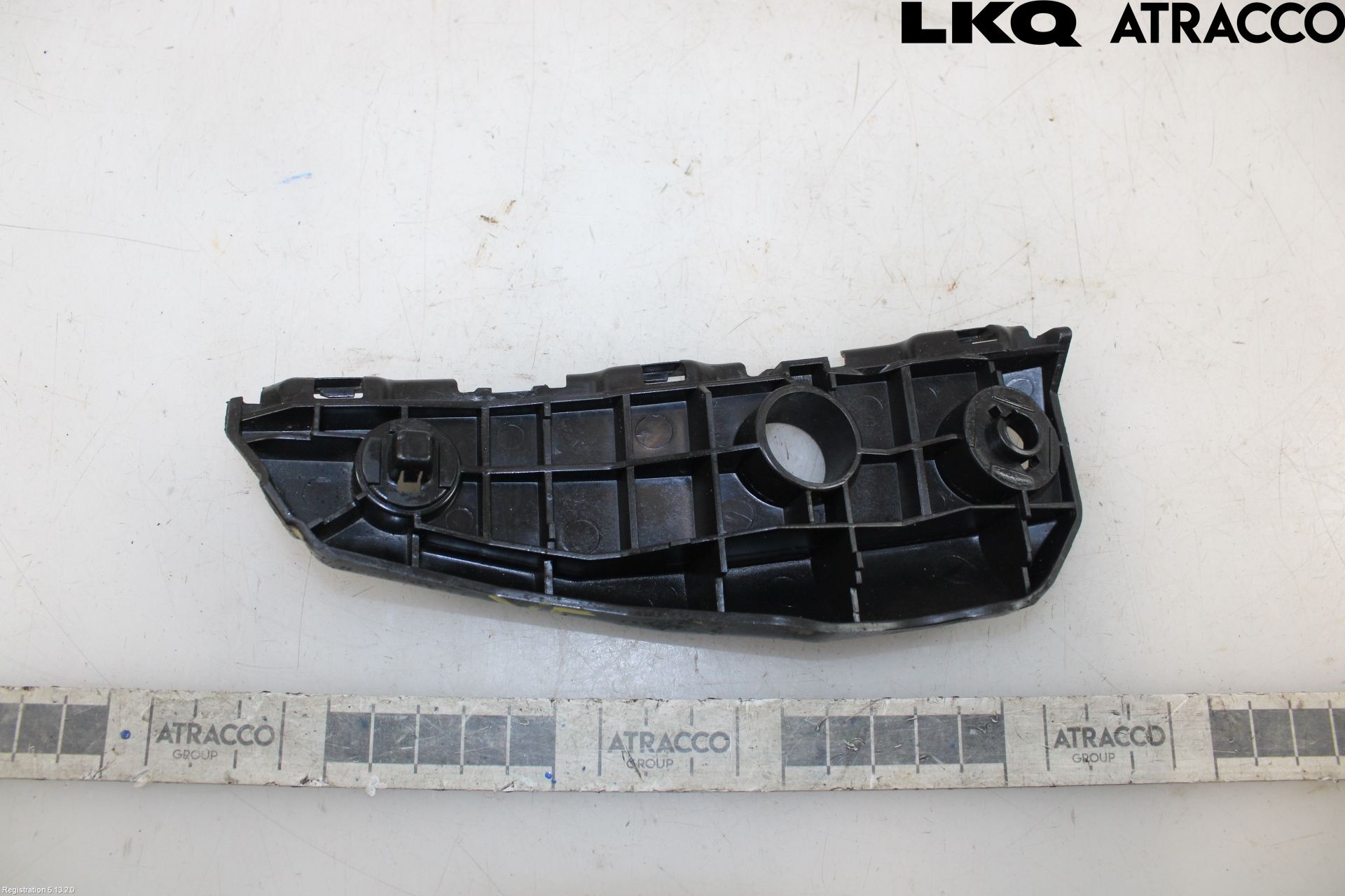 Toyota AURIS 07-09 Støtfangerfeste Foran Venstre