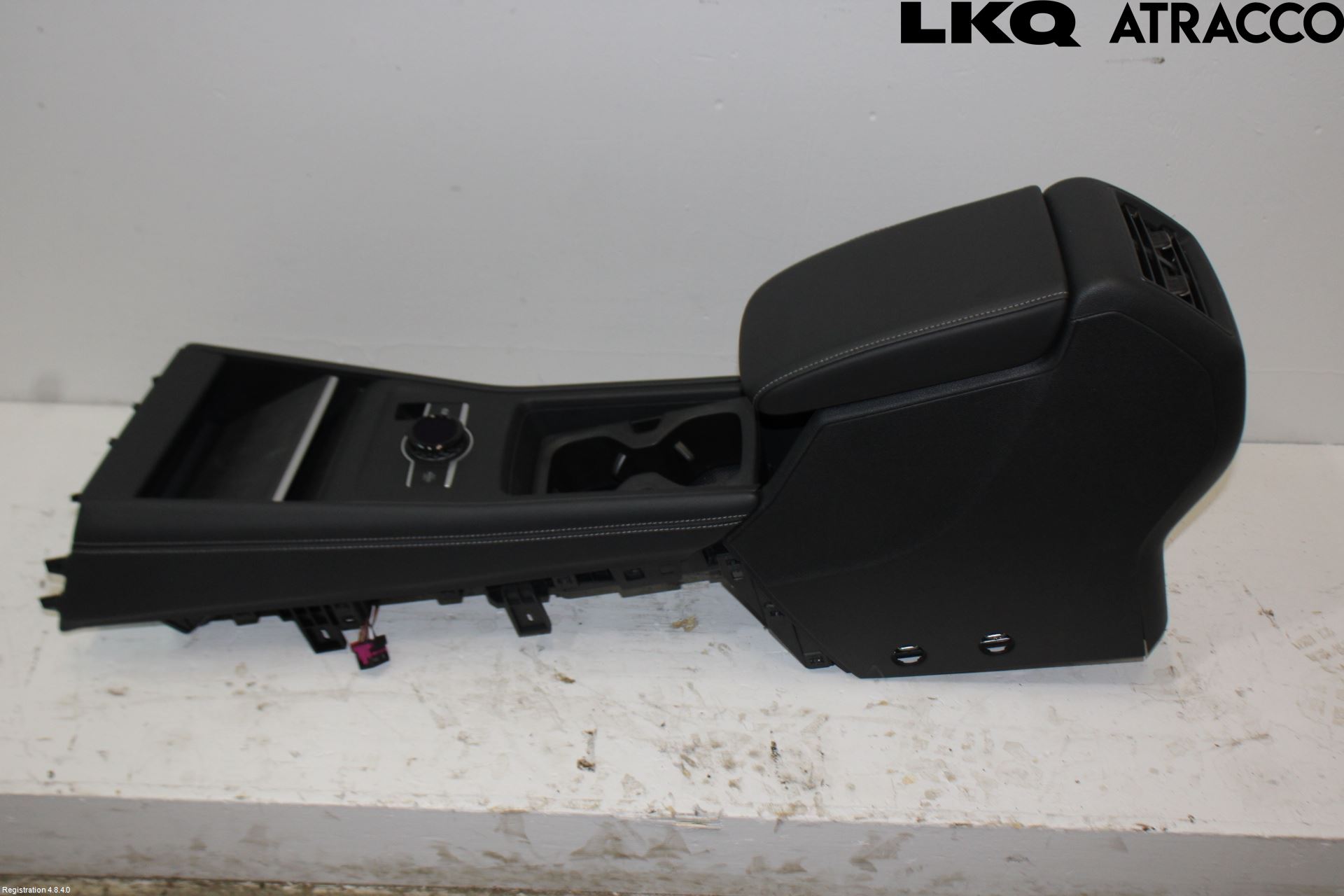 Volkswagen VW TIGUAN 24- Innr Konsoll-Lomme