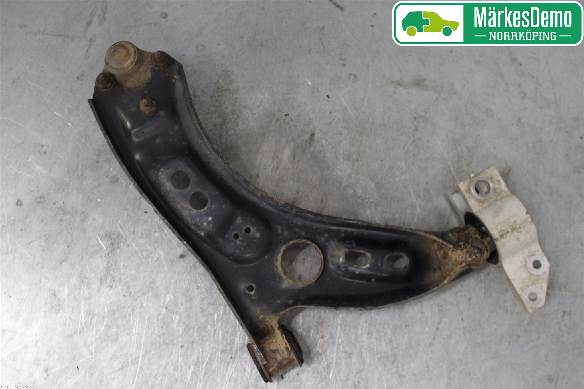 Volkswagen VW GOLF VI 09-13 Bærearm Foran Venstre Nedre