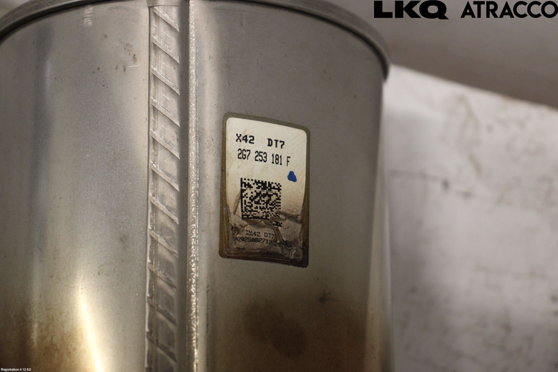 Volkswagen VW TAIGO 22- Eksos Halvsett