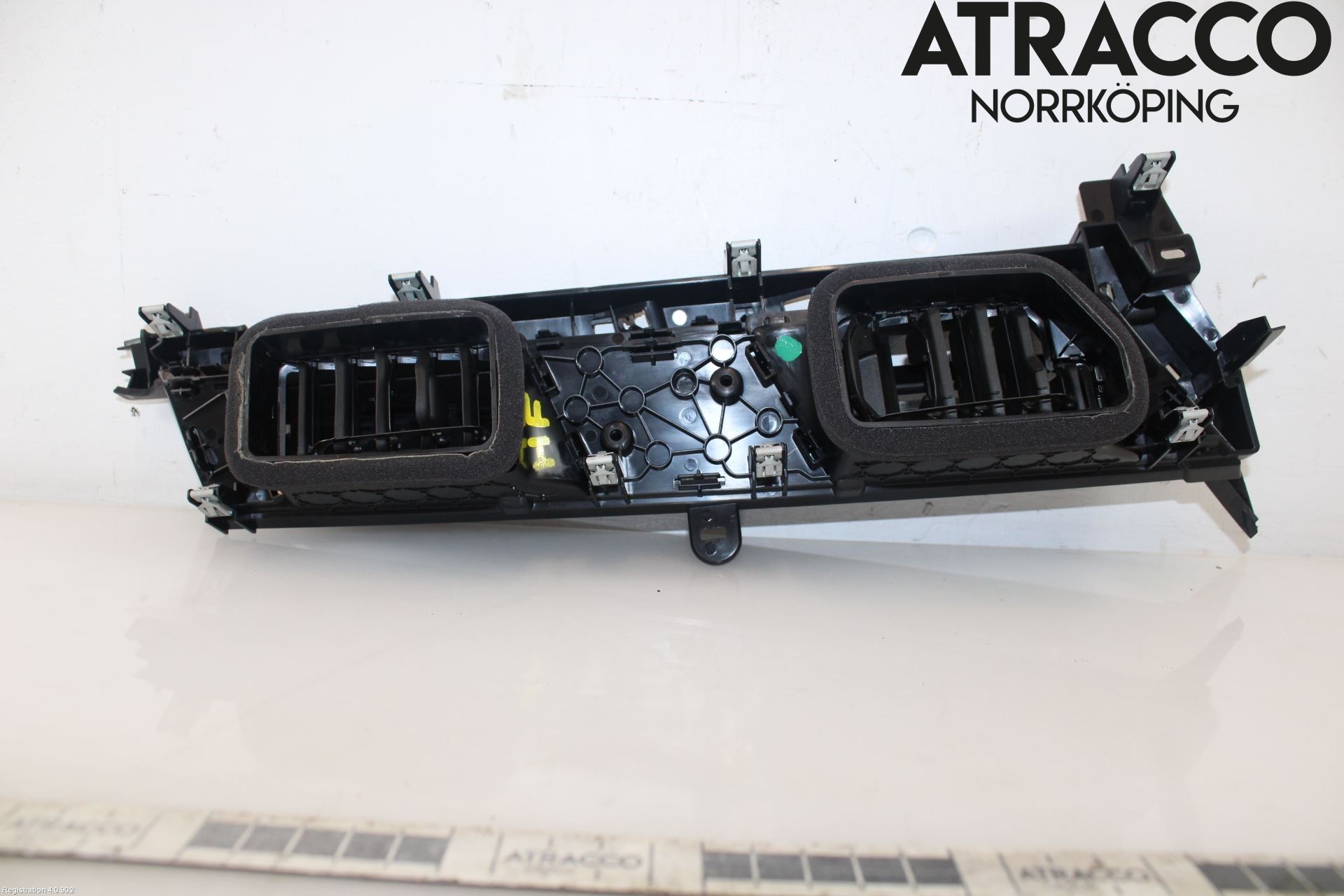 Audi Q4 E-TRON FZ 22- Dashbord Kanal - Dyse