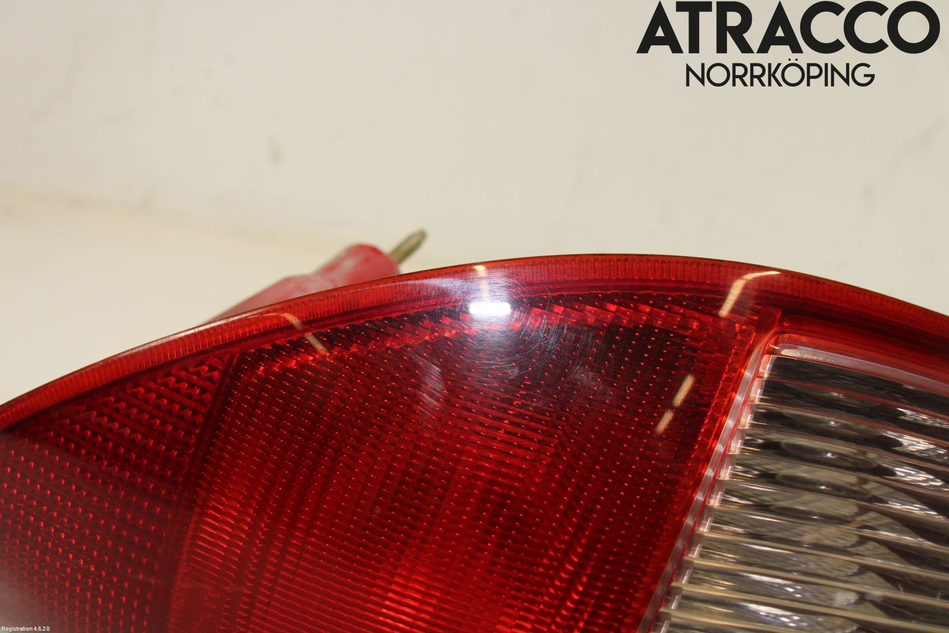 Ford MONDEO     01-06 Baklykt Venstre