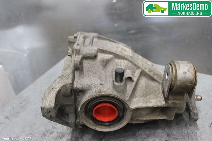 Mercedes-Benz MB E-KLASS (W213) 16-23 Bakaksel Kardang Bak -Diff