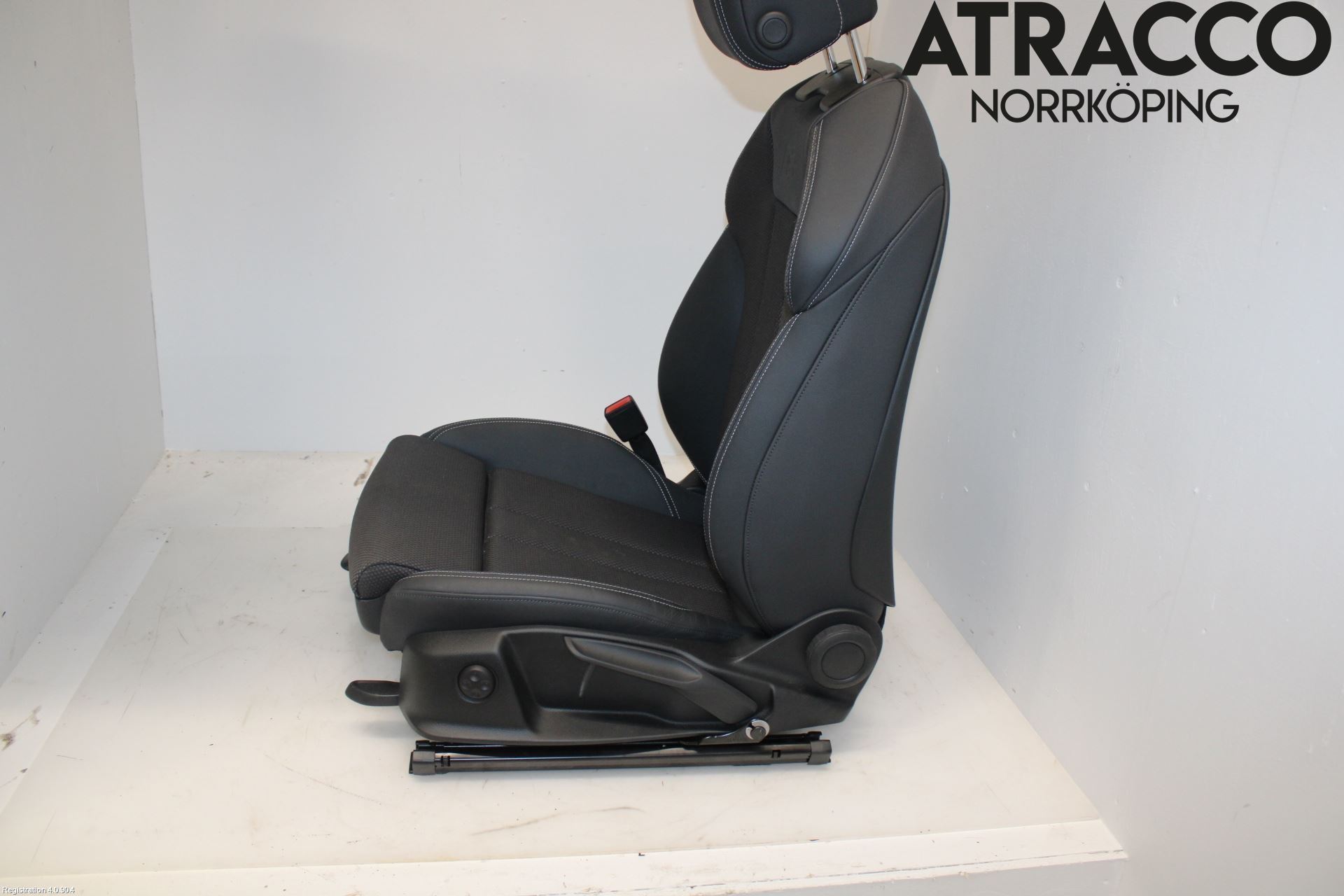 Audi A4/S4 B9 20- Innr Sete Foran Venstre
