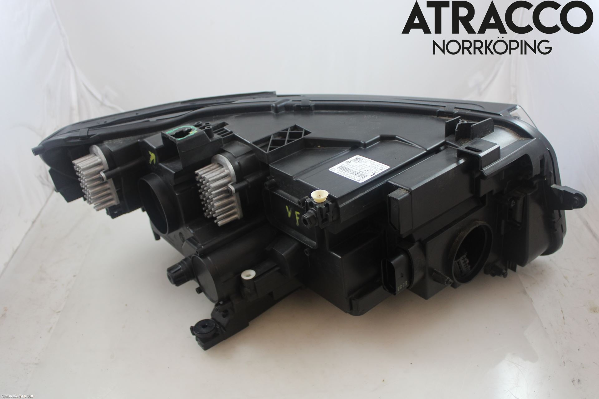 Volkswagen VW TIGUAN 16-24 Frontlykt Venstre