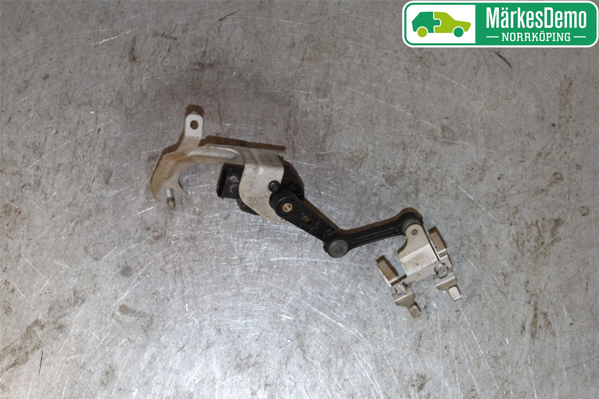 Mercedes-Benz MB C-KLASS (W205) 14-21 Sensor Lysinnstilling