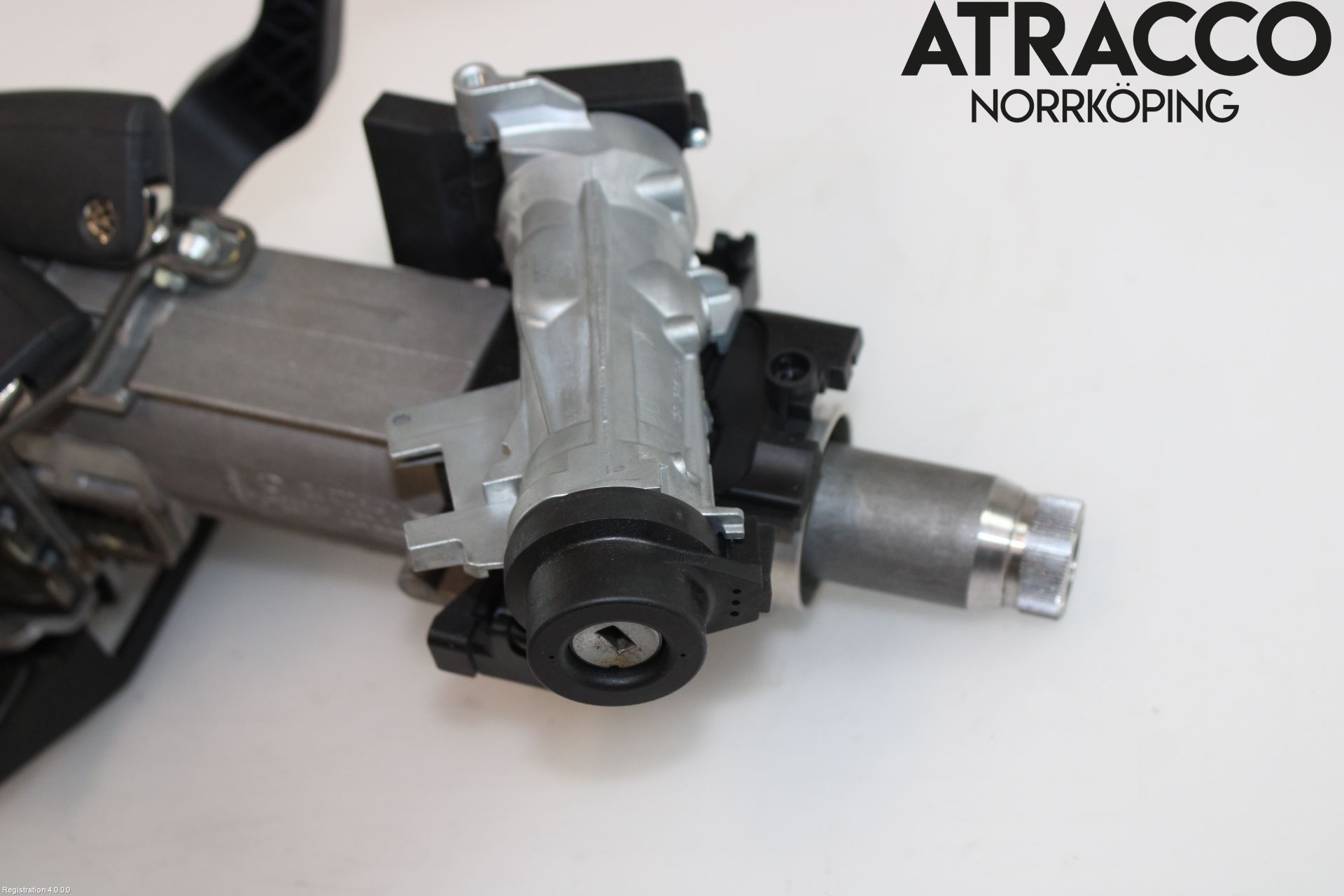 Volkswagen VW POLO VI 18->> Rattakselaggregat Innebygd Servo