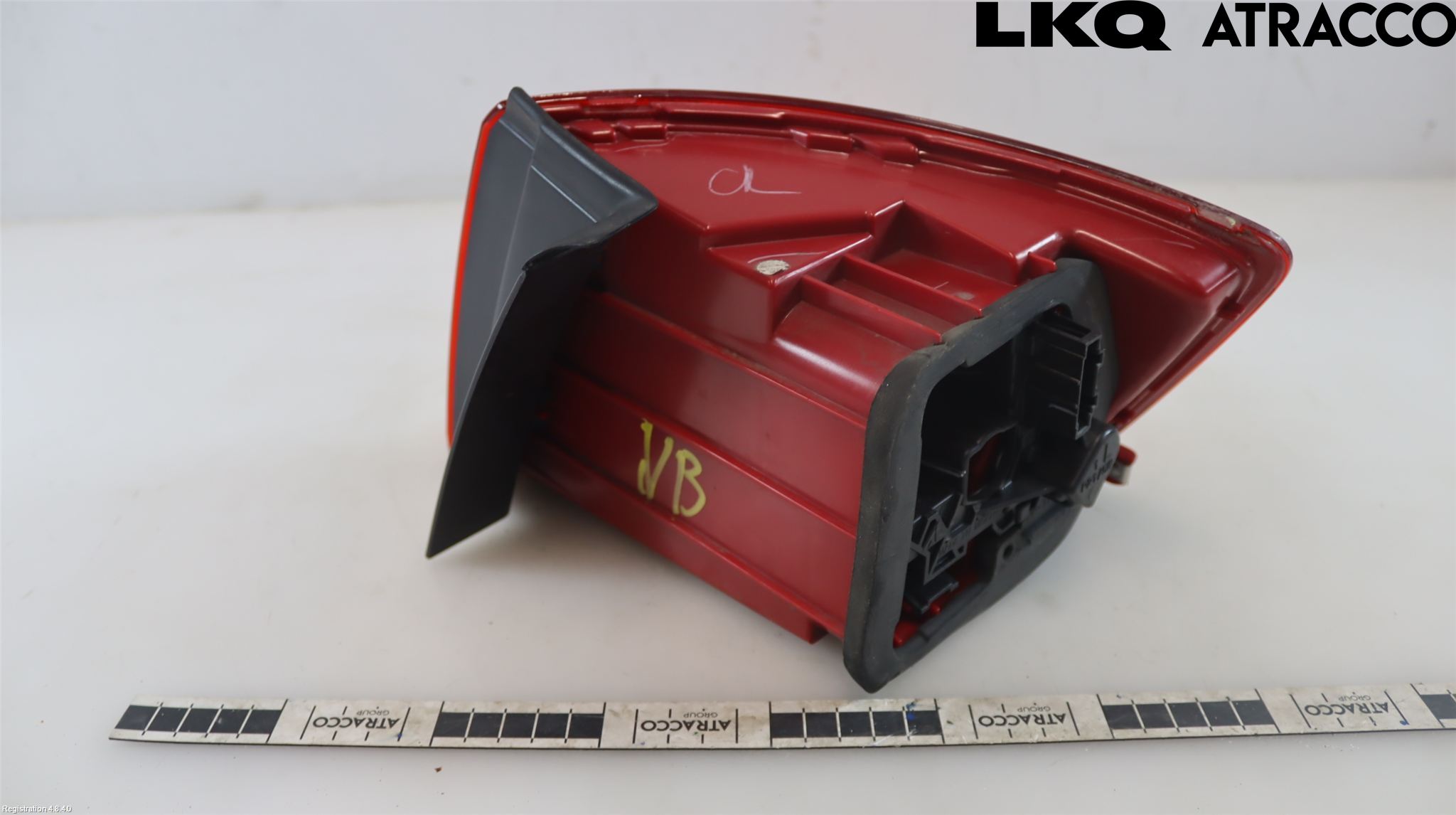 Volkswagen VW JETTA VI 11- Baklykt Venstre