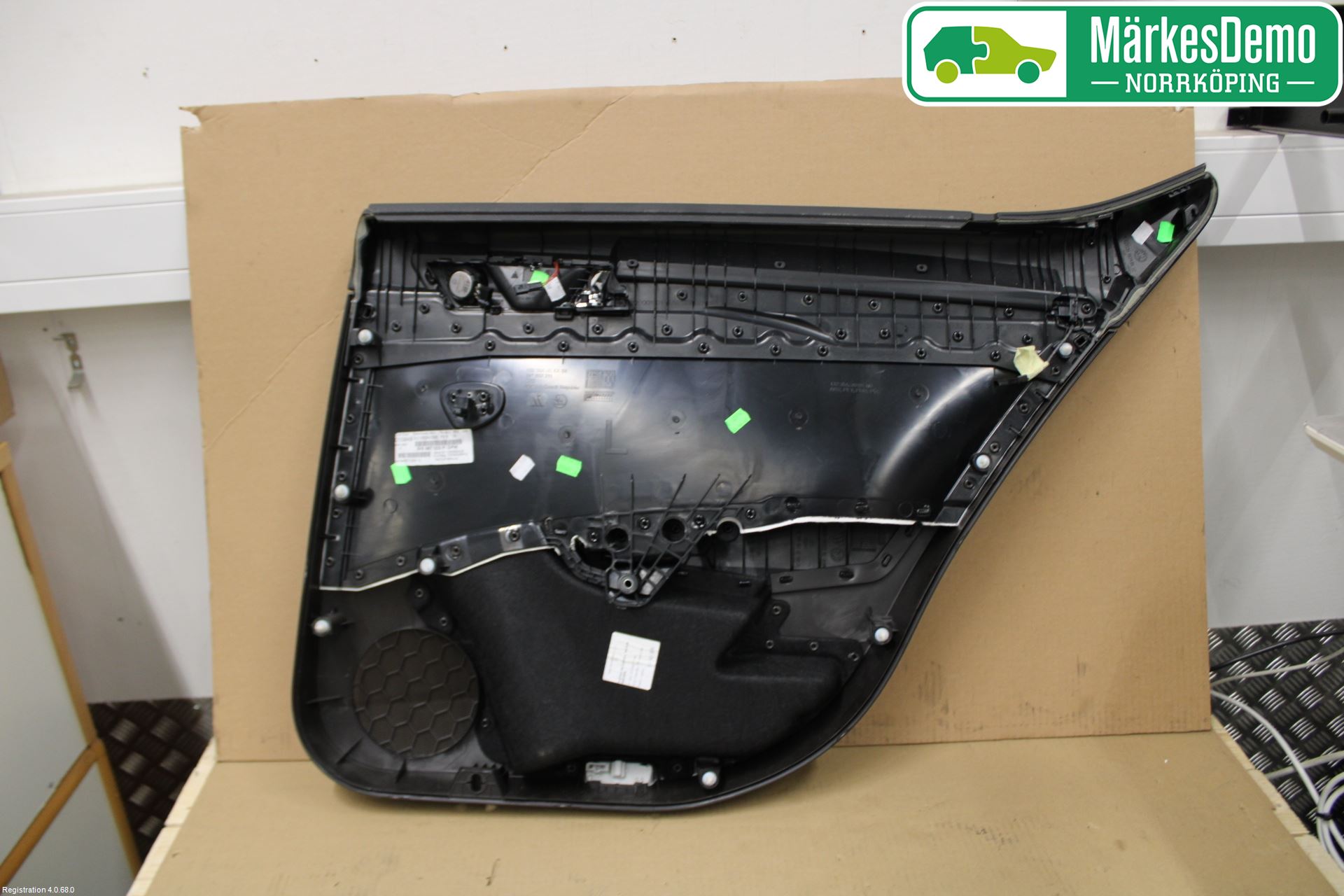 Skoda SUPERB 16-24 Innr Dørtrekk Venstre