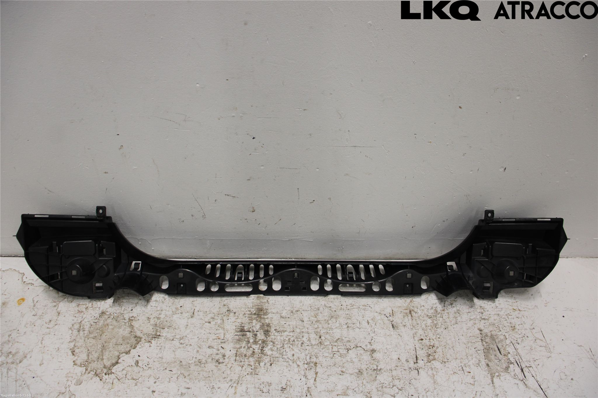 BMW 5 F10/F11/F18 09-17 Støtfanger Bak Deform Element